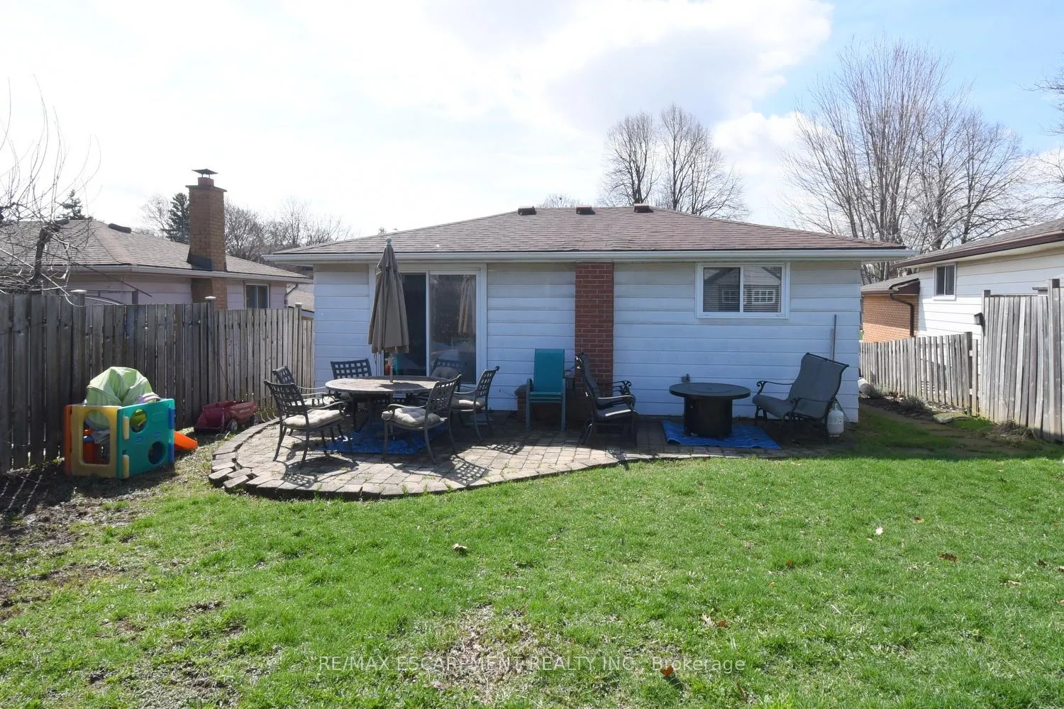 Photo 35 of 316 Cranbrook Drive, Hamilton, Gilkson — HOMEH