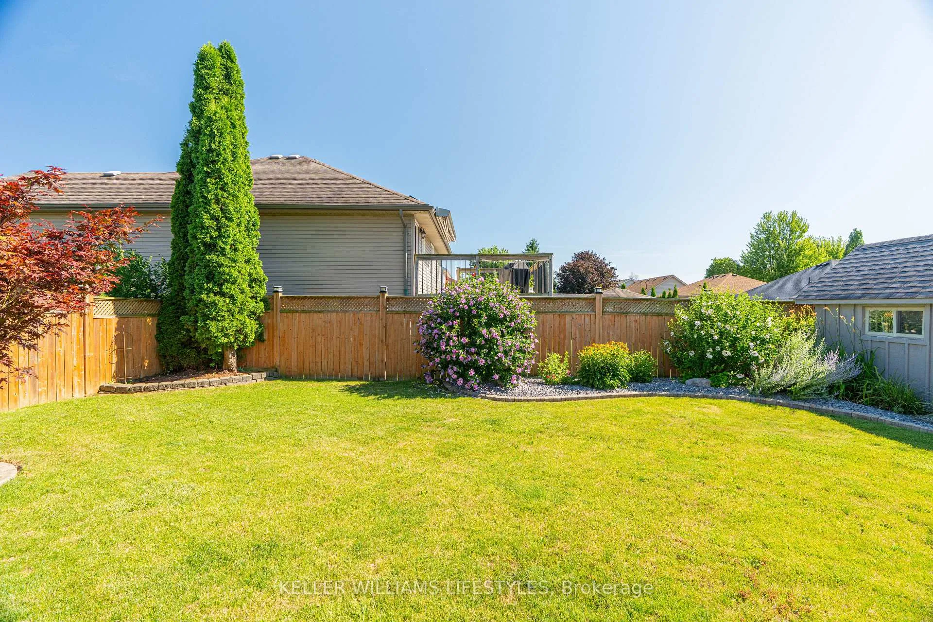 Photo 3 of 58 Deborah Drive, Strathroy-Caradoc, NE — HOMEH