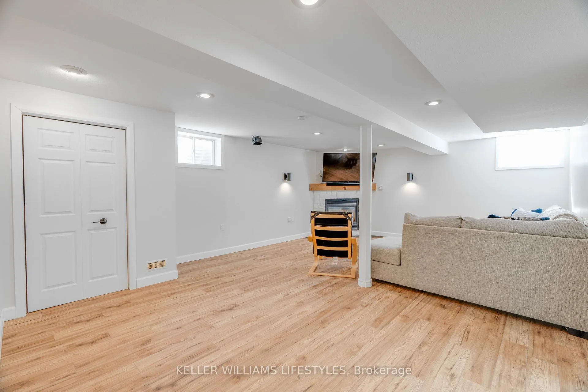 Photo 34 of 58 Deborah Drive, Strathroy-Caradoc, NE — HOMEH