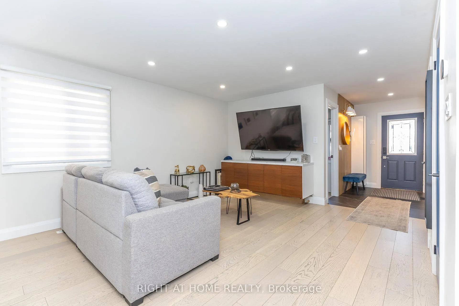 Photo 5 of 3512 Toffee Street E, Burlington, Palmer — HOMEH