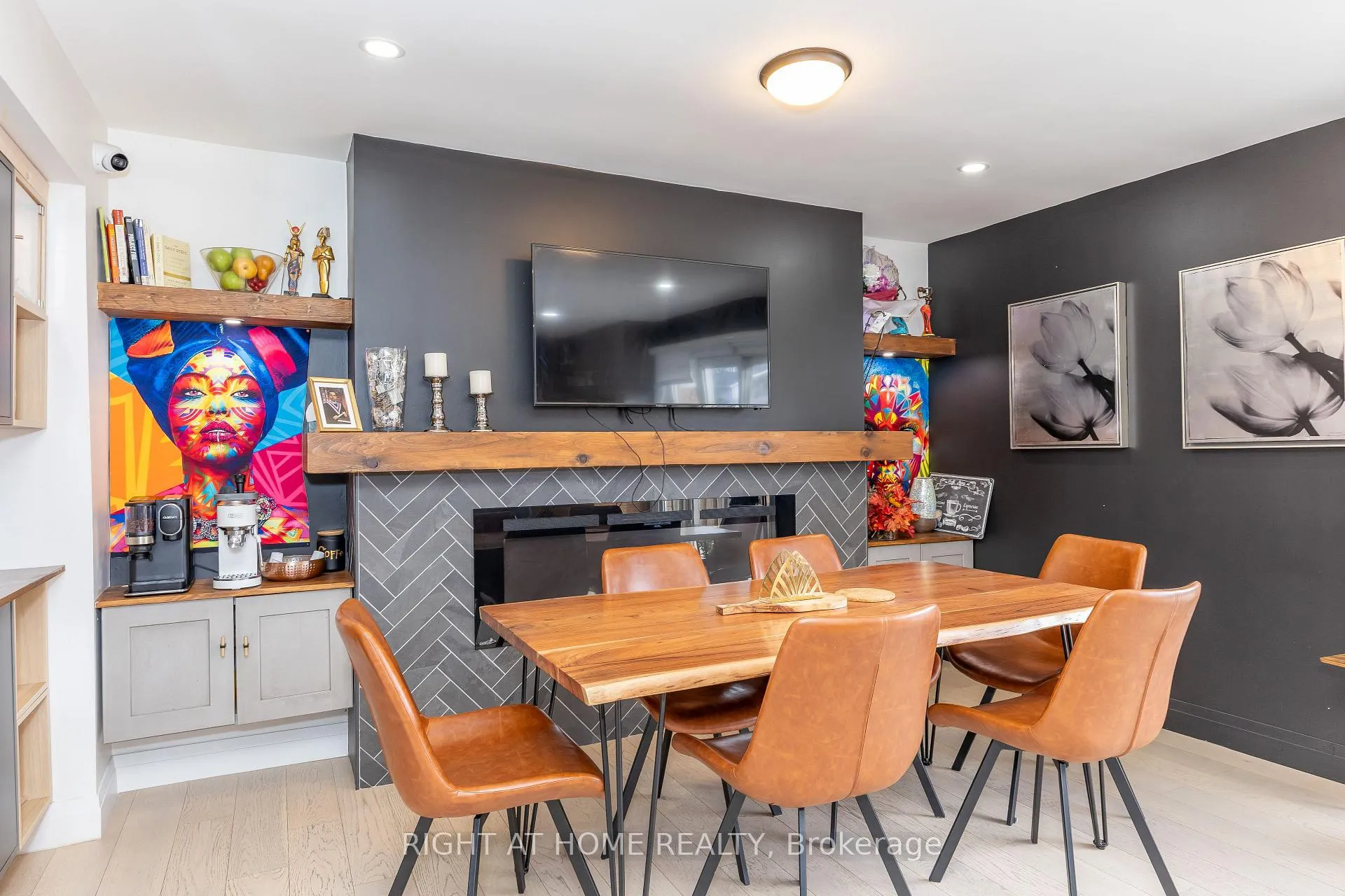 Photo 14 of 3512 Toffee Street E, Burlington, Palmer — HOMEH