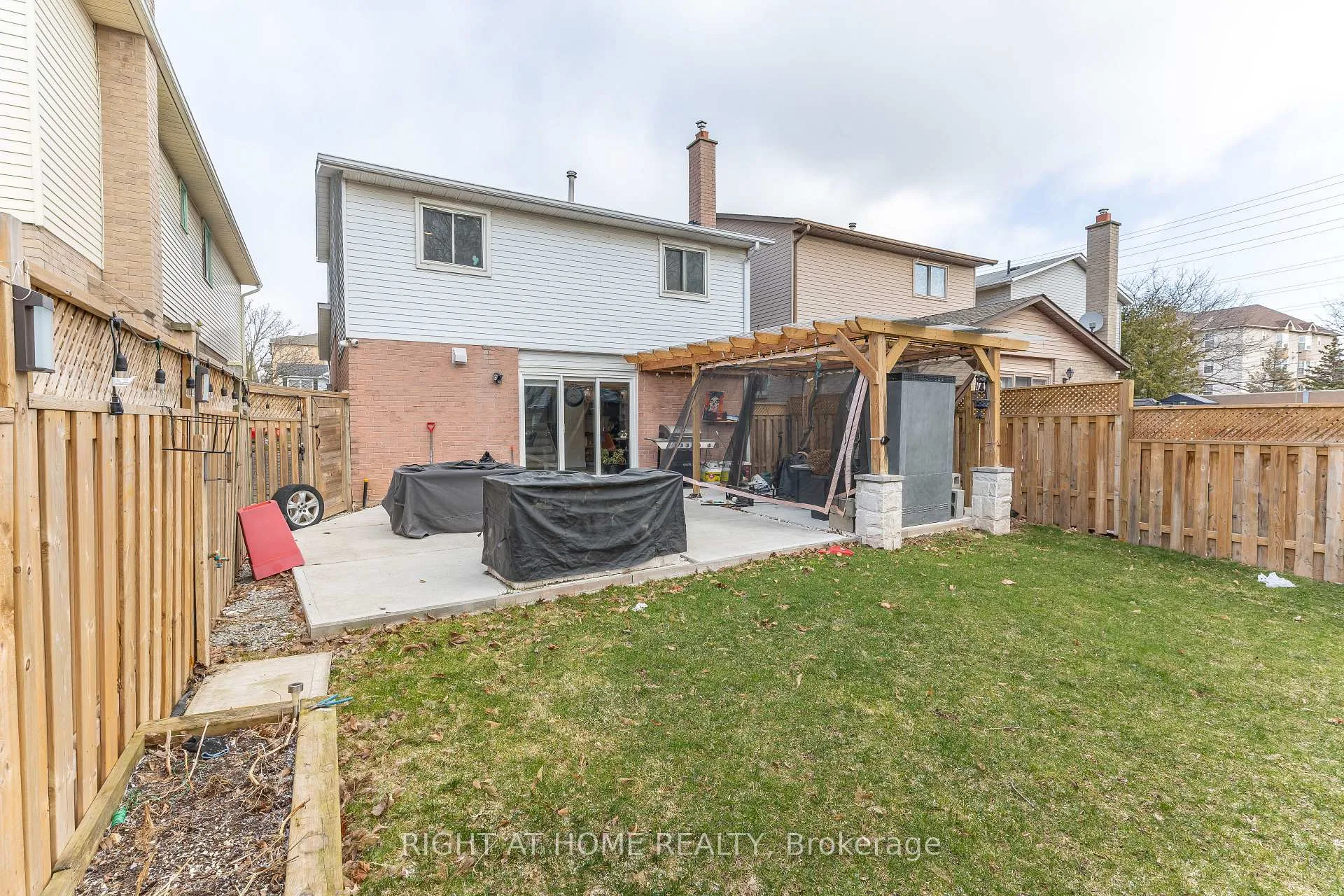 Photo 30 of 3512 Toffee Street E, Burlington, Palmer — HOMEH