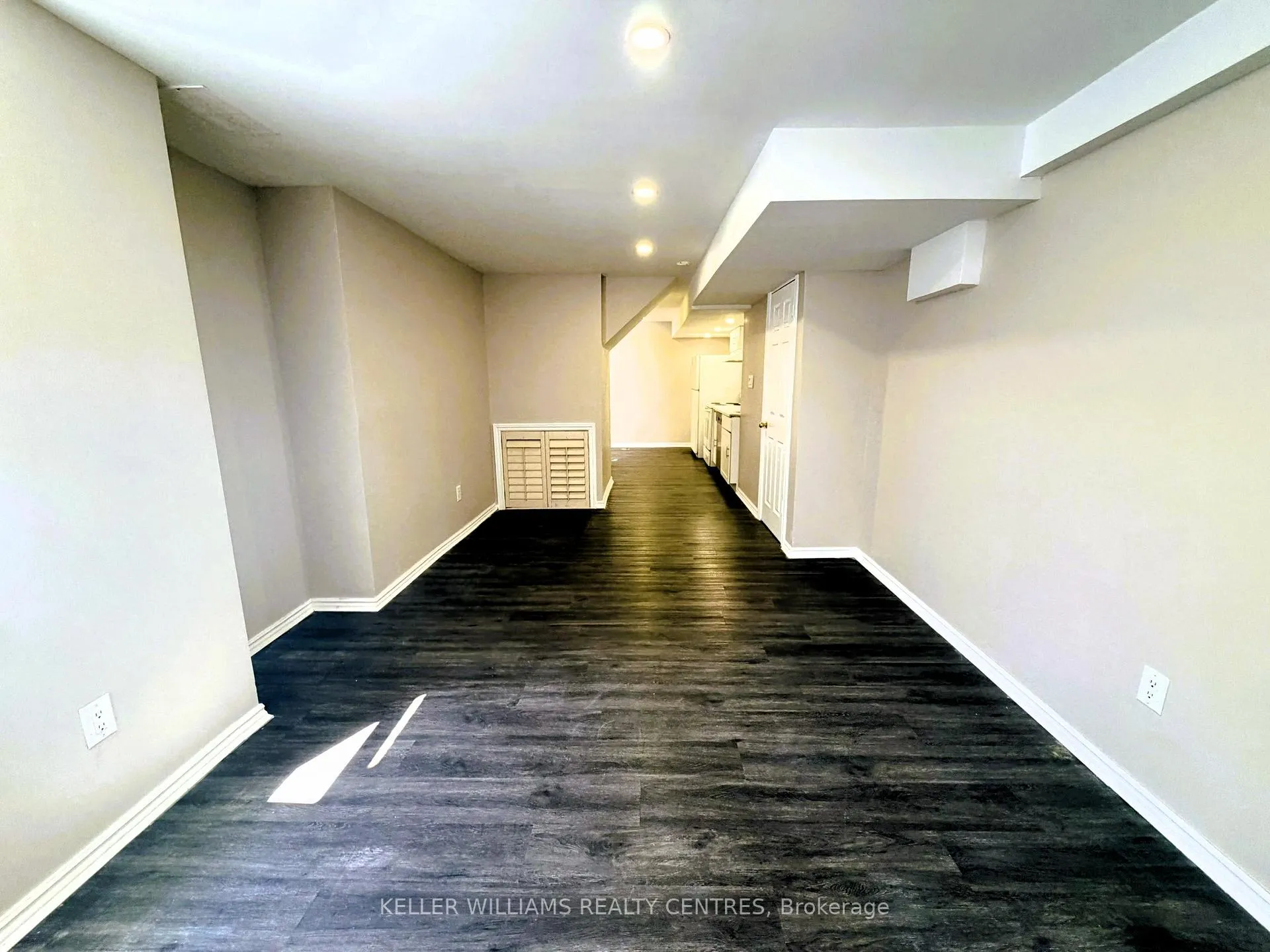 Photo 7 of Unit LOWER, 53 Stollar Boulevard, Barrie, Little Lake — HOMEH