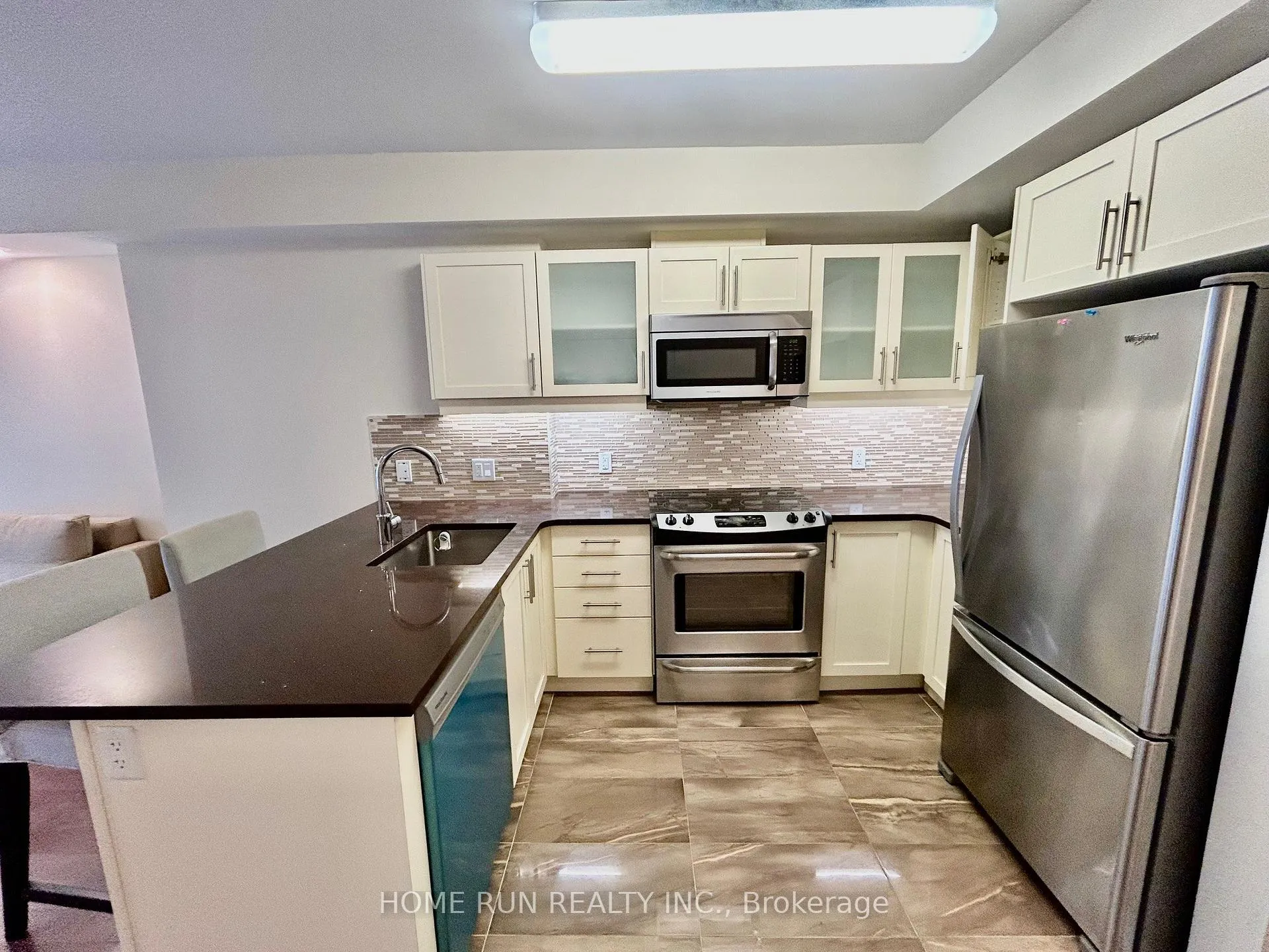 Photo 7 of Unit 1104, 195 Besserer Street, Ottawa, Sandy Hill — HOMEH