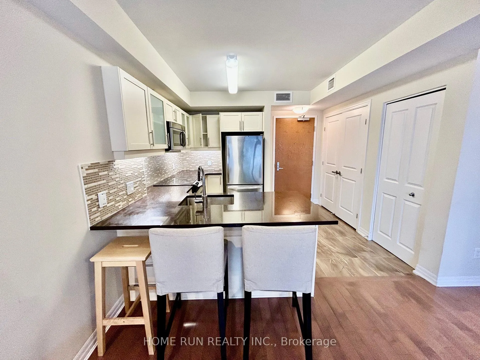 Photo 15 of Unit 1104, 195 Besserer Street, Ottawa, Sandy Hill — HOMEH