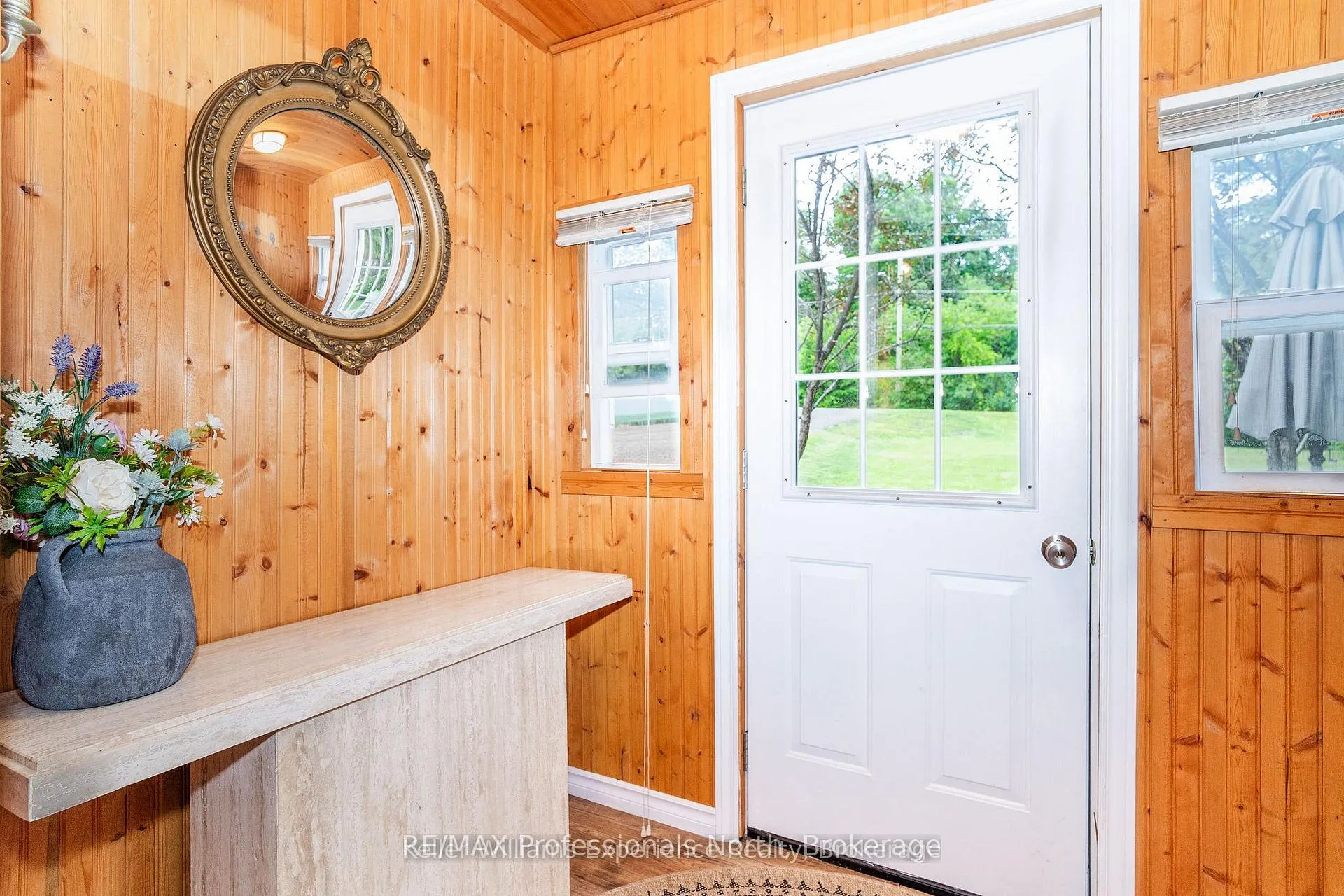 Photo 5 of 14 Edward Street, Bracebridge, Macaulay — HOMEH