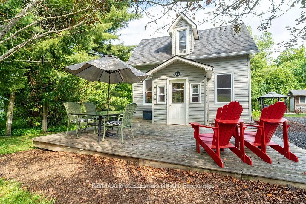 Photo 33 of 14 Edward Street, Bracebridge, Macaulay — HOMEH