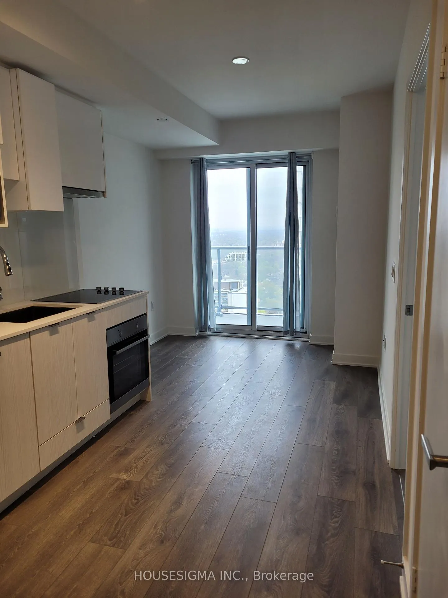 Photo 6 of Unit 3513, 195 Redpath Avenue, Toronto, Mount Pleasant West — HOMEH