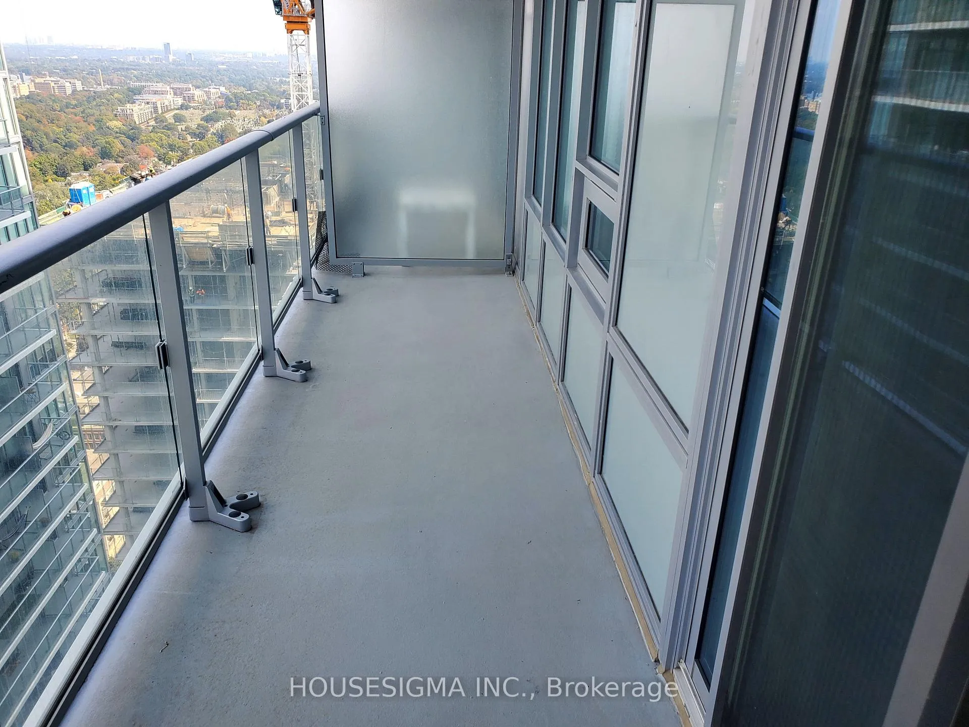 Photo 17 of Unit 3513, 195 Redpath Avenue, Toronto, Mount Pleasant West — HOMEH