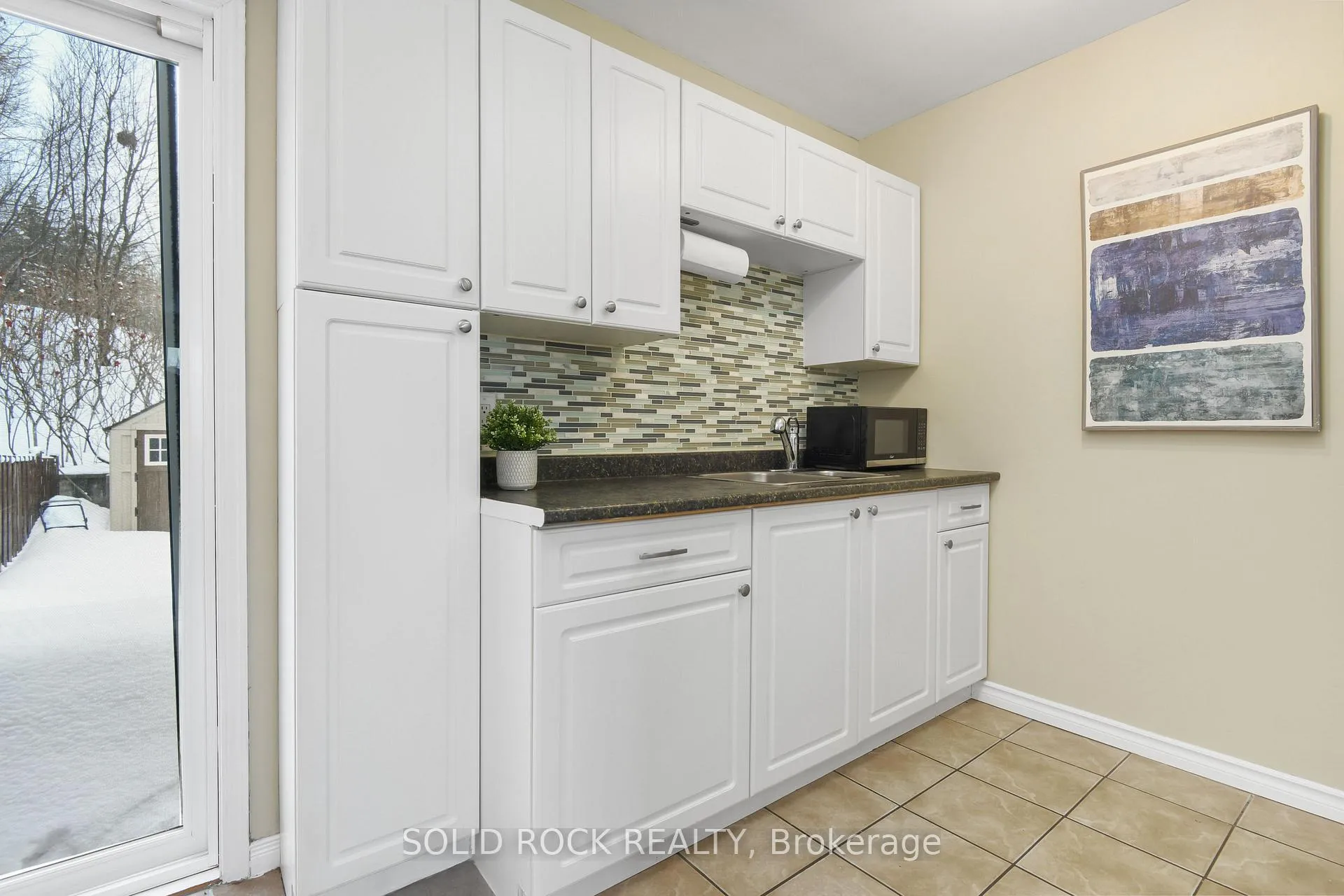Photo 12 of 34 Northbrook Road, Petawawa — HOMEH