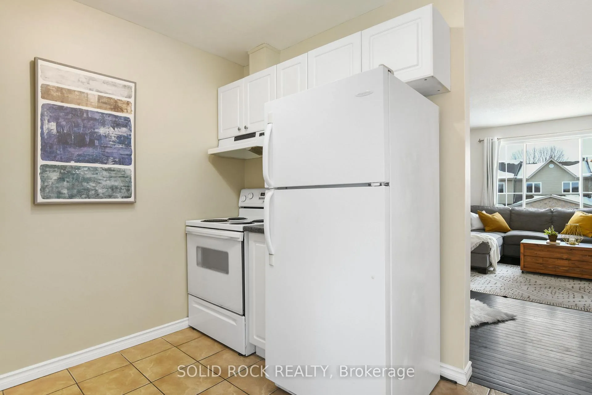 Photo 13 of 34 Northbrook Road, Petawawa — HOMEH