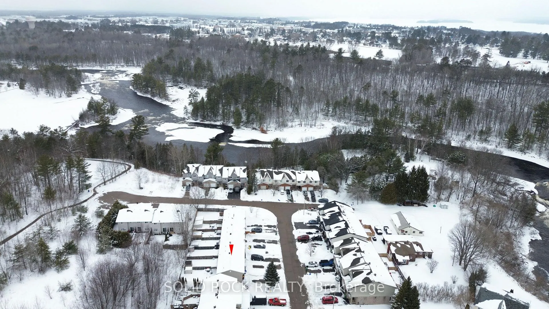 Photo 23 of 34 Northbrook Road, Petawawa — HOMEH
