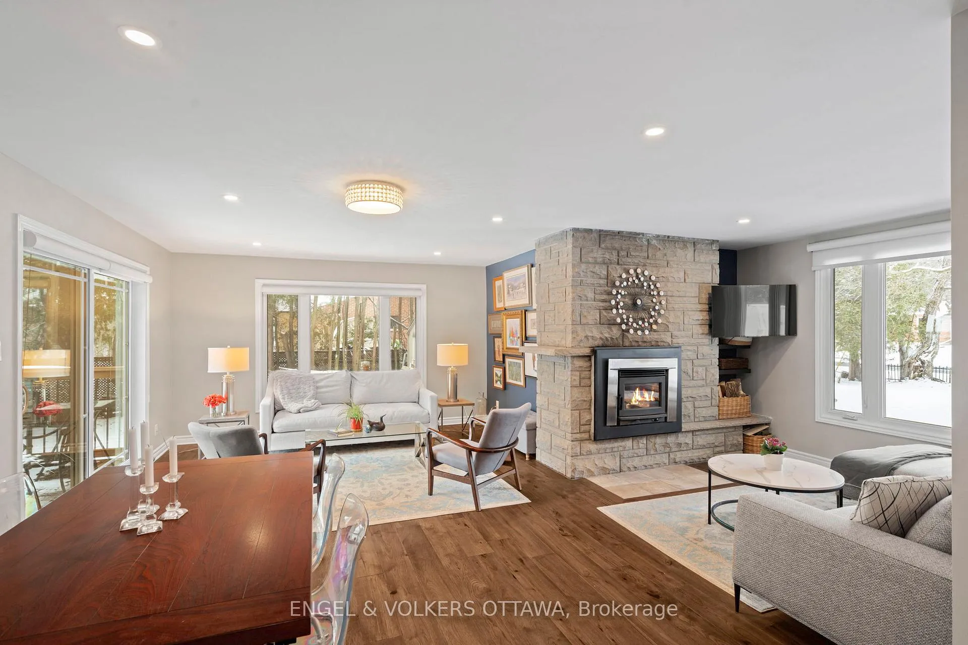 Photo 3 of 3 Hazelwood Way, Ottawa, Manotick Long Island & Nicholls Island — HOMEH