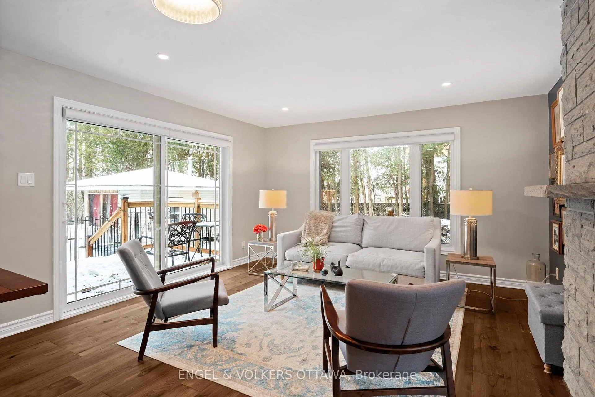 Photo 4 of 3 Hazelwood Way, Ottawa, Manotick Long Island & Nicholls Island — HOMEH