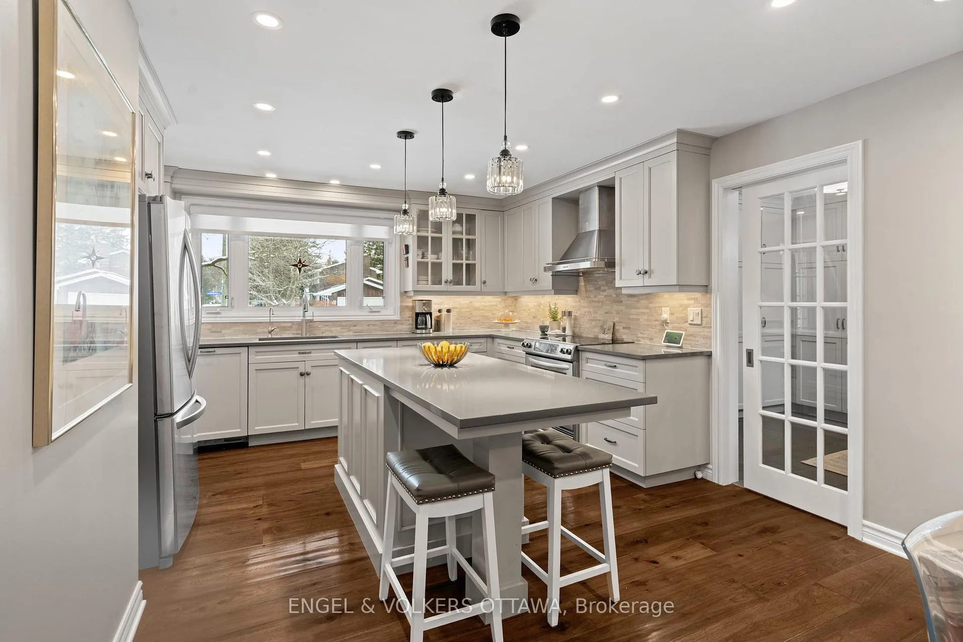 Photo 9 of 3 Hazelwood Way, Ottawa, Manotick Long Island & Nicholls Island — HOMEH