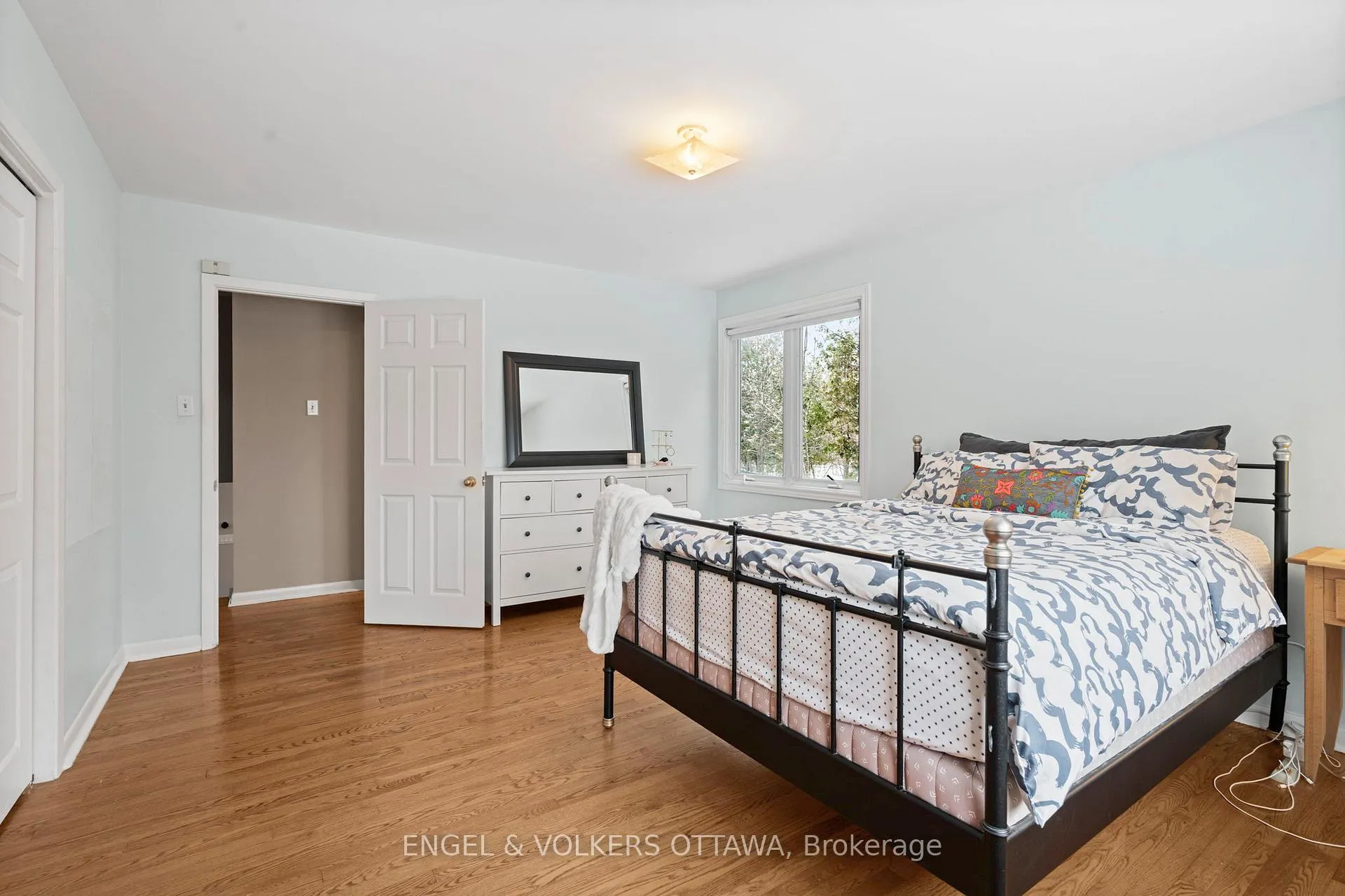 Photo 16 of 3 Hazelwood Way, Ottawa, Manotick Long Island & Nicholls Island — HOMEH