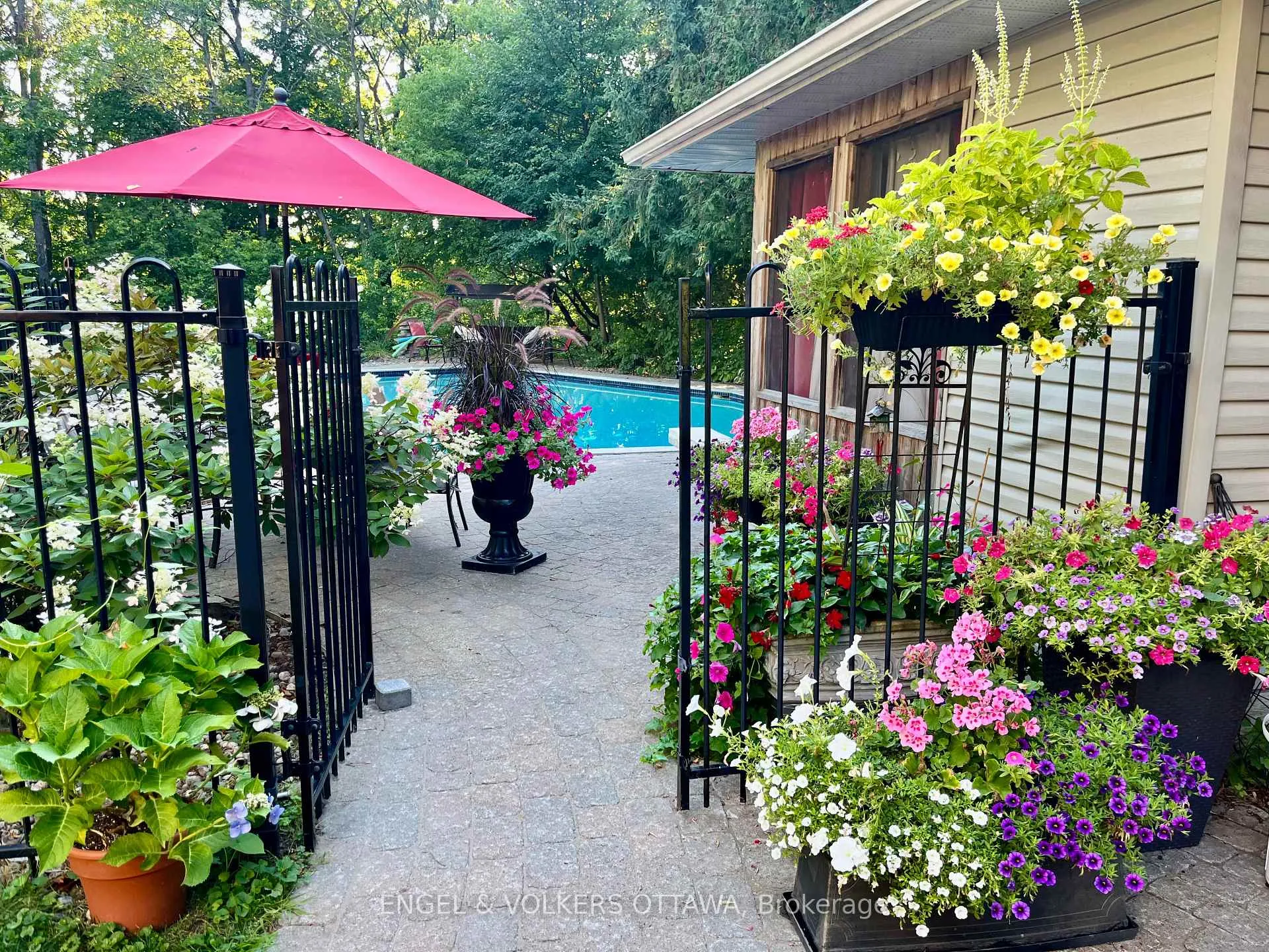 Photo 32 of 3 Hazelwood Way, Ottawa, Manotick Long Island & Nicholls Island — HOMEH