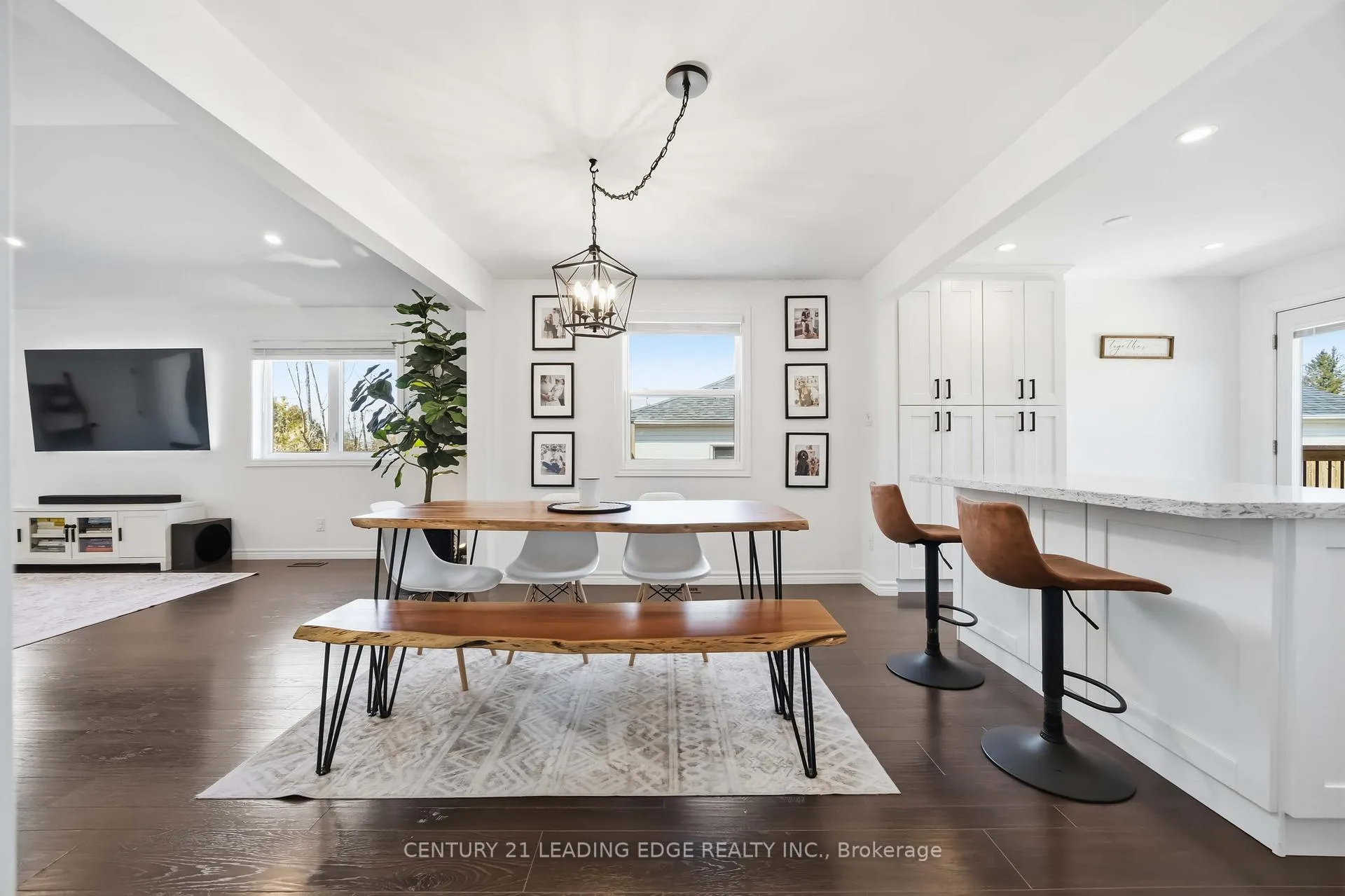 Photo 13 of 787 Third Avenue, Georgina, Historic Lakeshore Communities — HOMEH