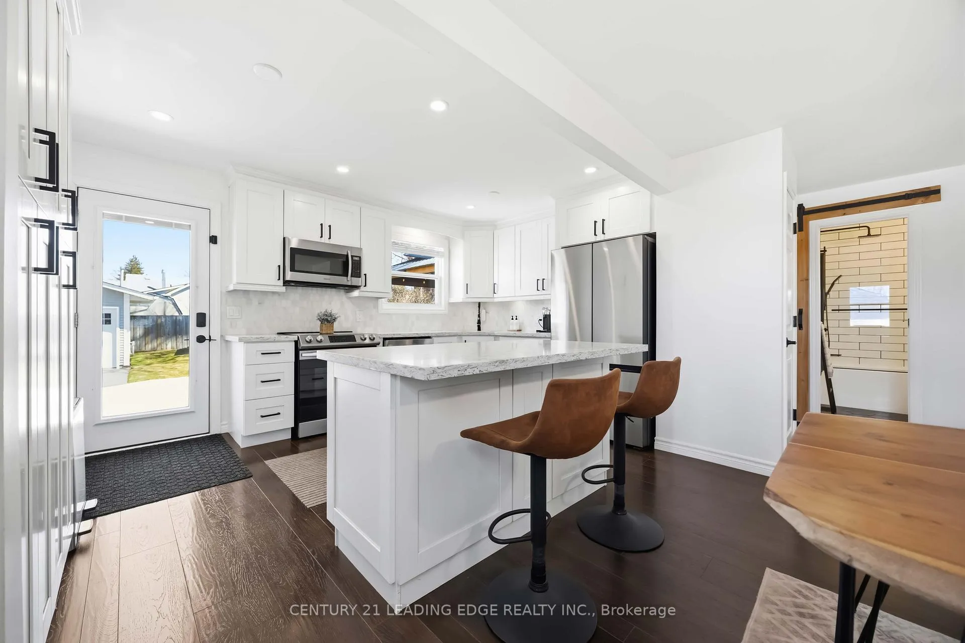 Photo 15 of 787 Third Avenue, Georgina, Historic Lakeshore Communities — HOMEH