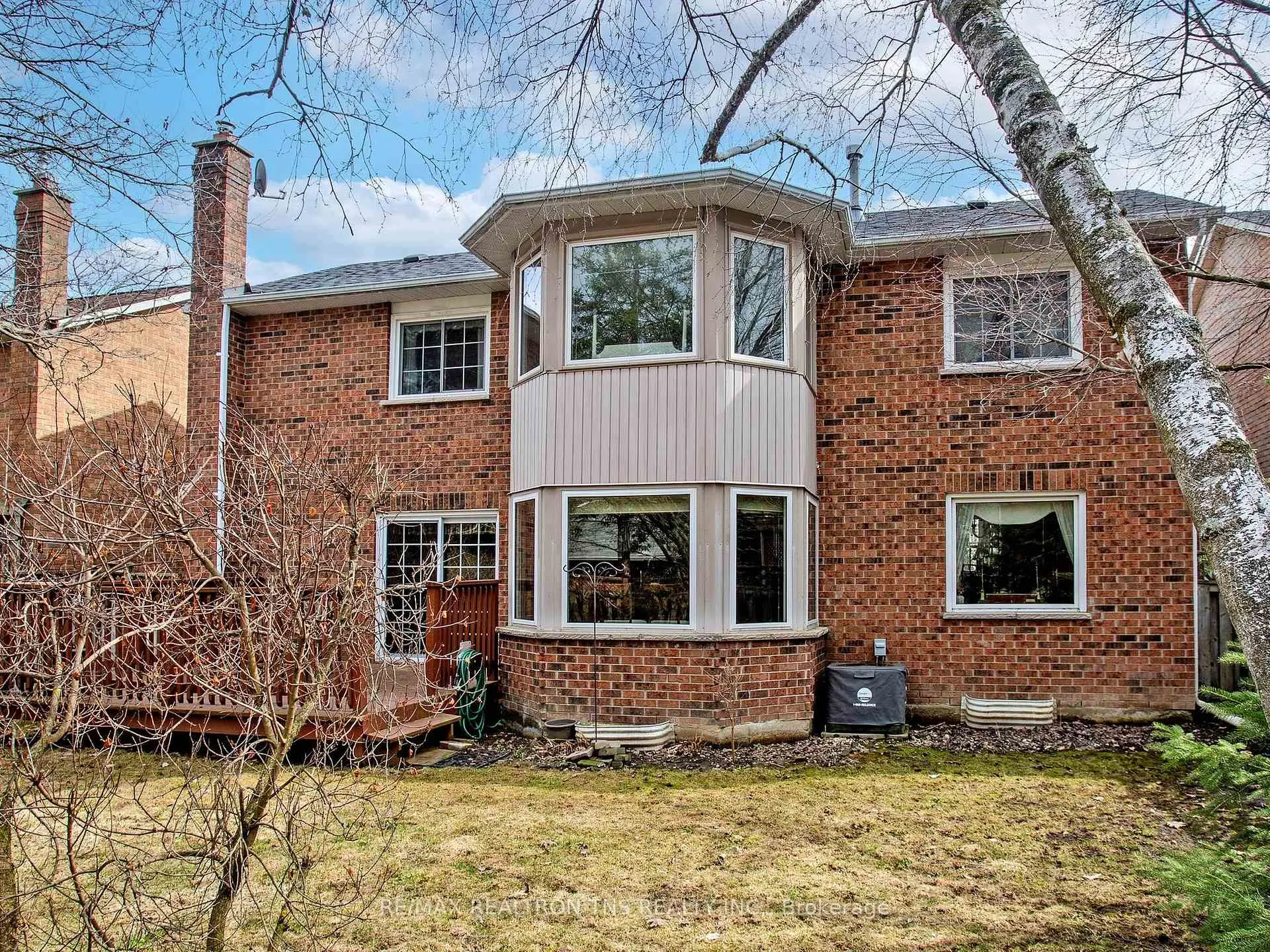 Photo 45 of 38 Gilbank Drive, Aurora, Aurora Heights — HOMEH