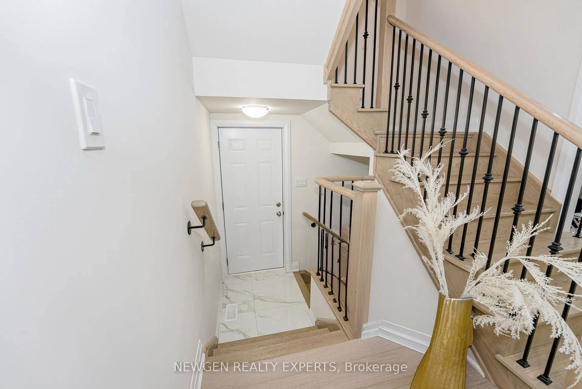 Photo 35 of 53 Lipscott Drive, Caledon, Rural Caledon — HOMEH