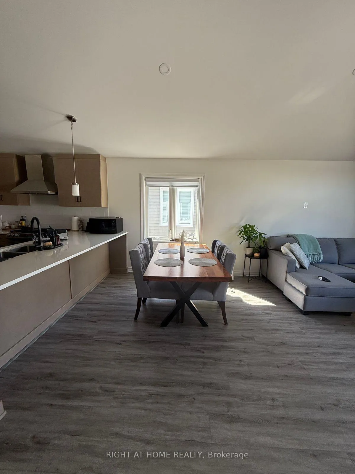 Photo 6 of 45 Yade Road, Arnprior — HOMEH