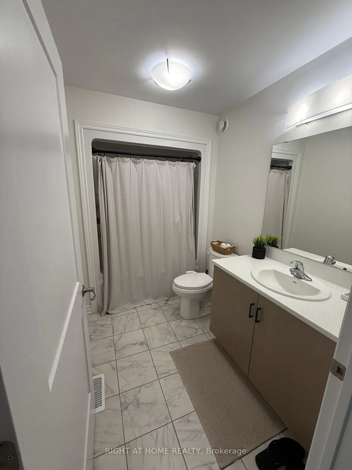 Photo 12 of 45 Yade Road, Arnprior — HOMEH