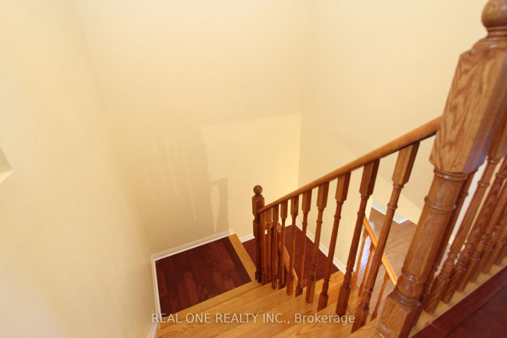 Photo 10 of 749 Bur Oak Avenue, Markham, Wismer — HOMEH