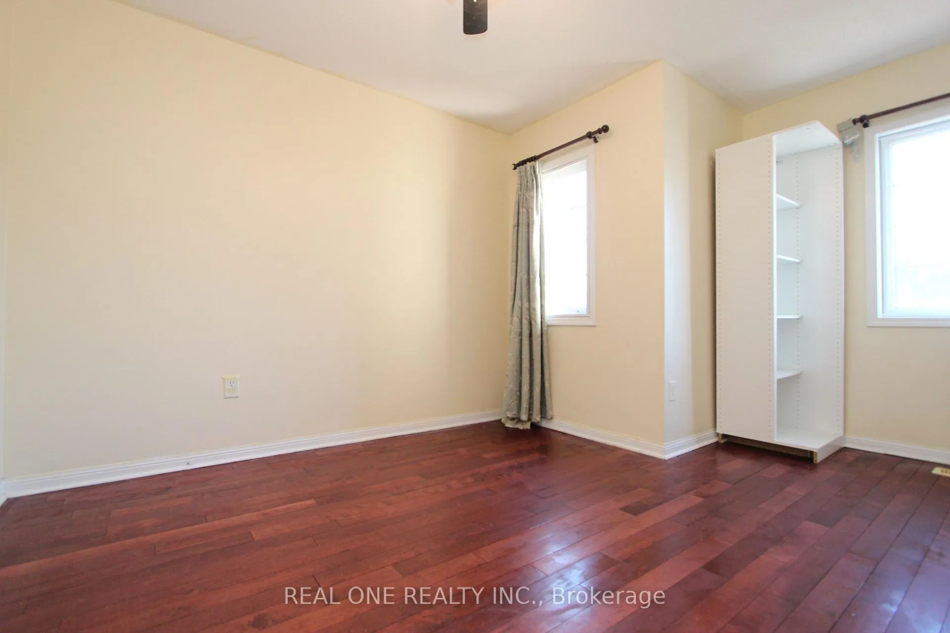 Photo 19 of 749 Bur Oak Avenue, Markham, Wismer — HOMEH