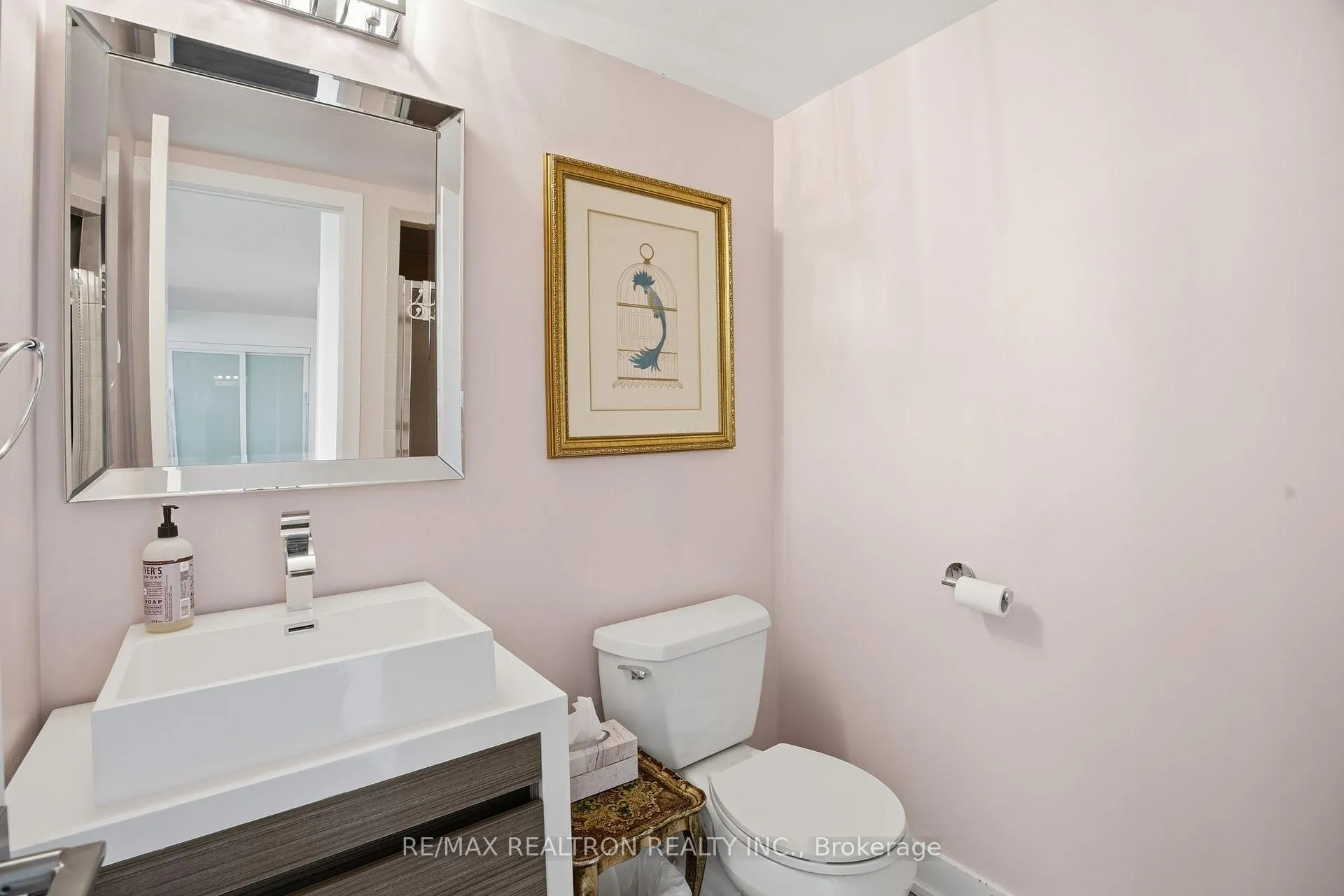 Photo 11 of Unit 908, 3000 Bathurst Street, Toronto, Englemount-Lawrence — HOMEH