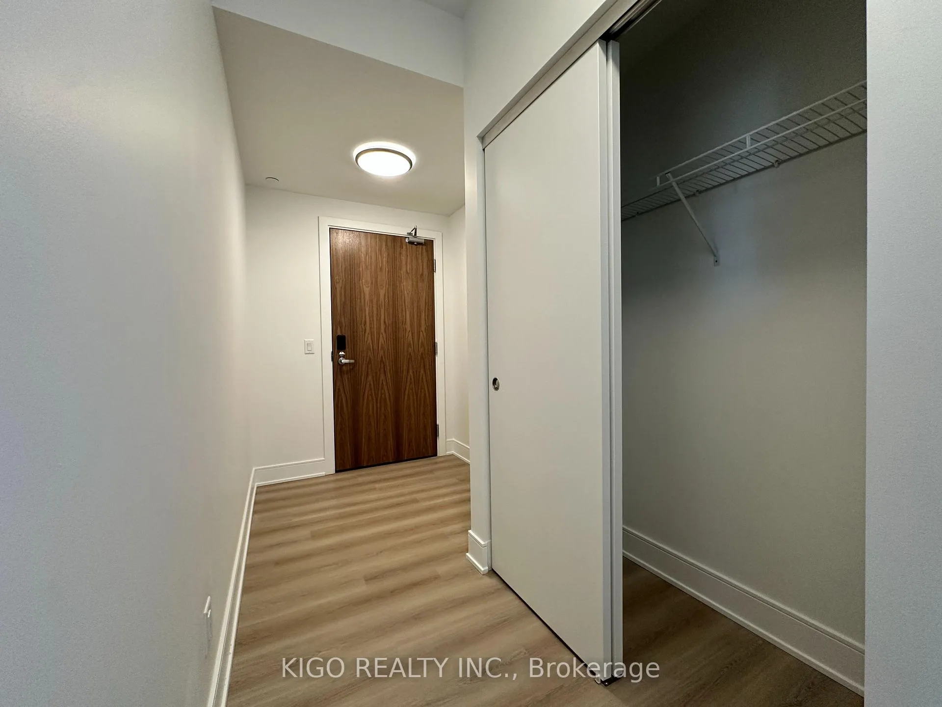 Photo 11 of Unit 1401, 25 Wellington Street S, Kitchener — HOMEH