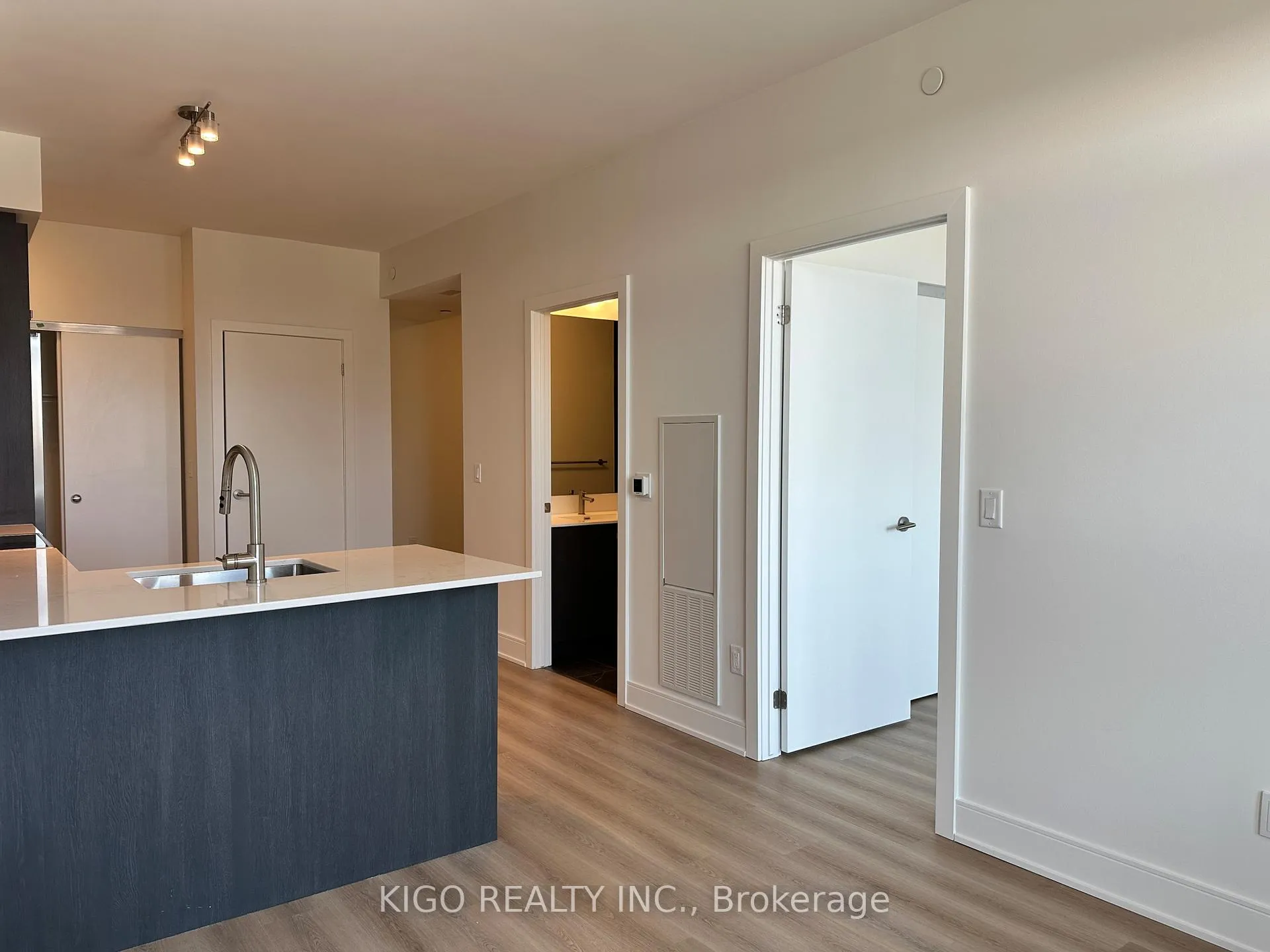 Photo 21 of Unit 1401, 25 Wellington Street S, Kitchener — HOMEH