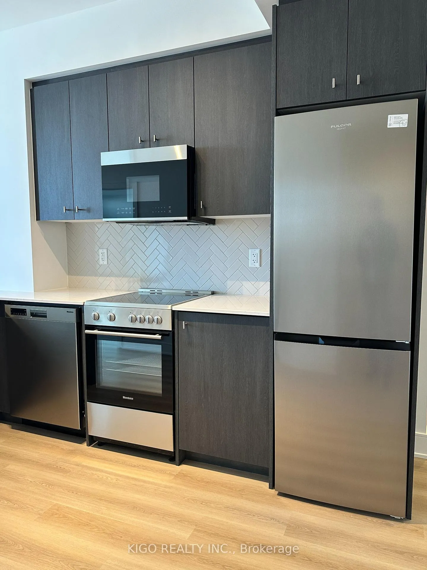 Photo 28 of Unit 1401, 25 Wellington Street S, Kitchener — HOMEH