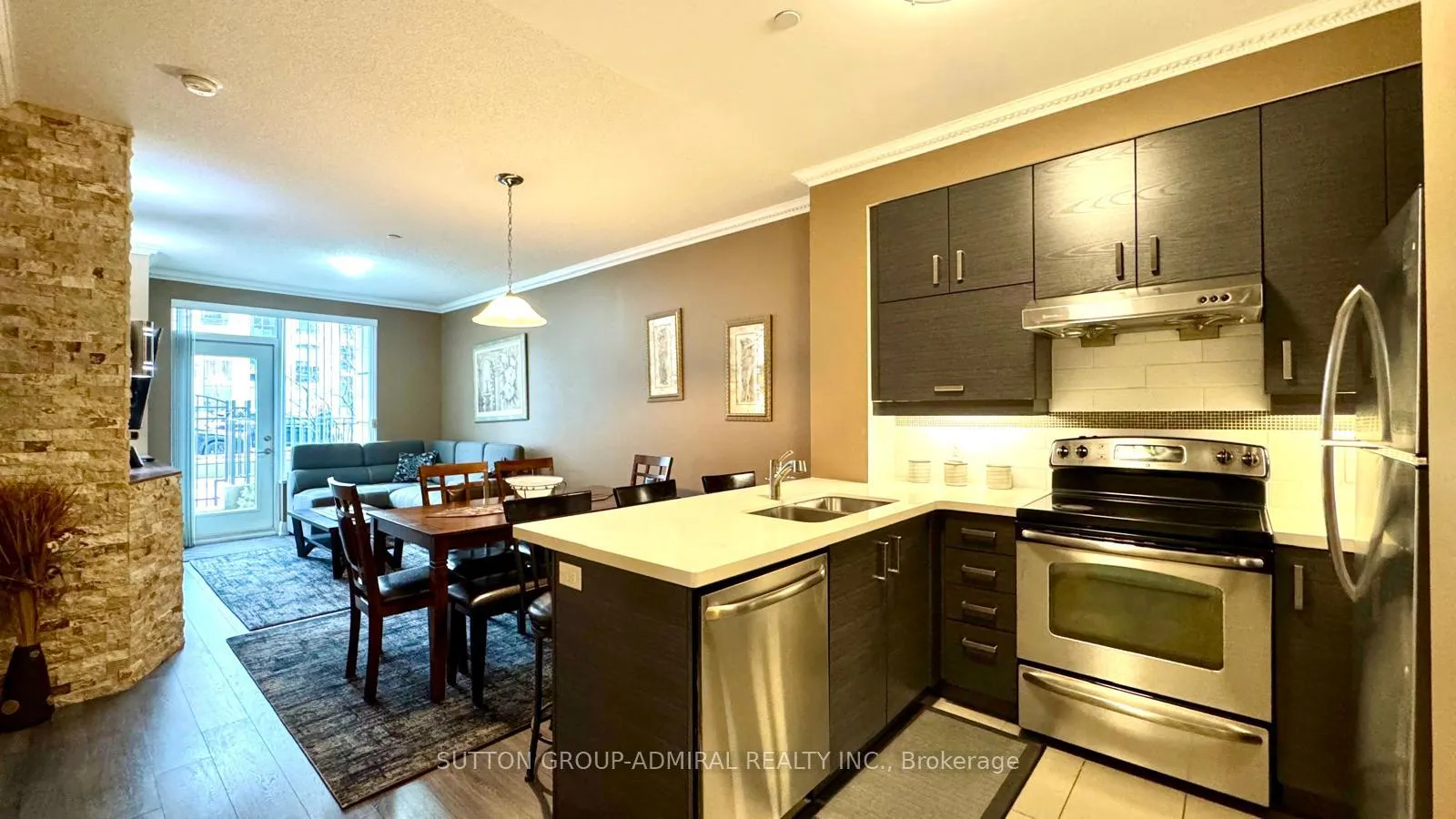 Photo 4 of Unit 120, 8228 Birchmount Road, Markham, Unionville — HOMEH