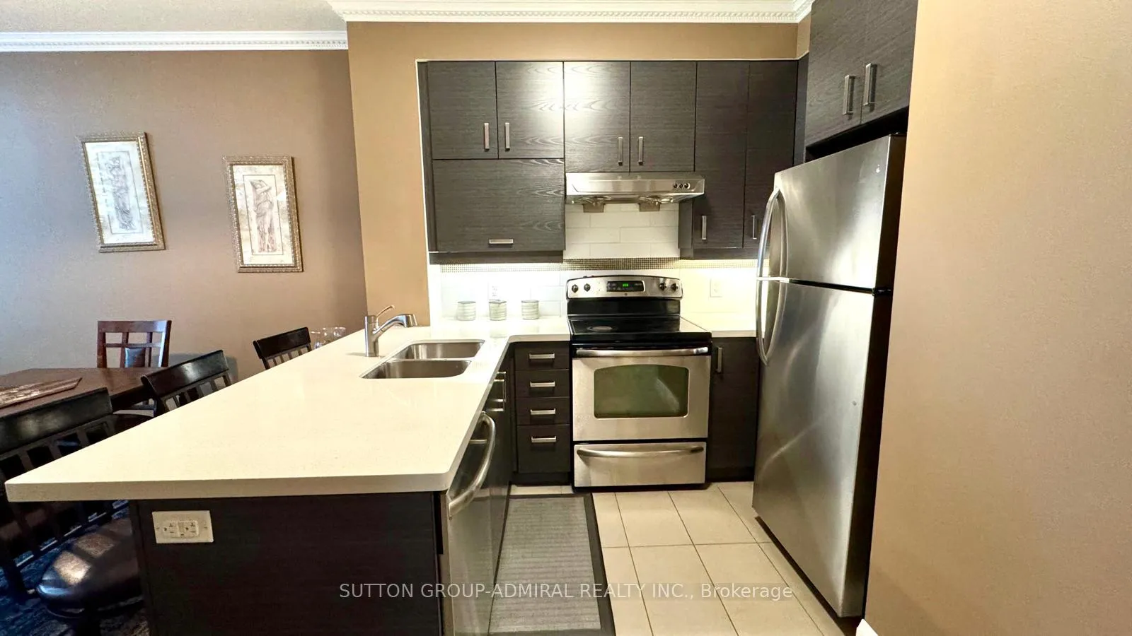 Photo 5 of Unit 120, 8228 Birchmount Road, Markham, Unionville — HOMEH