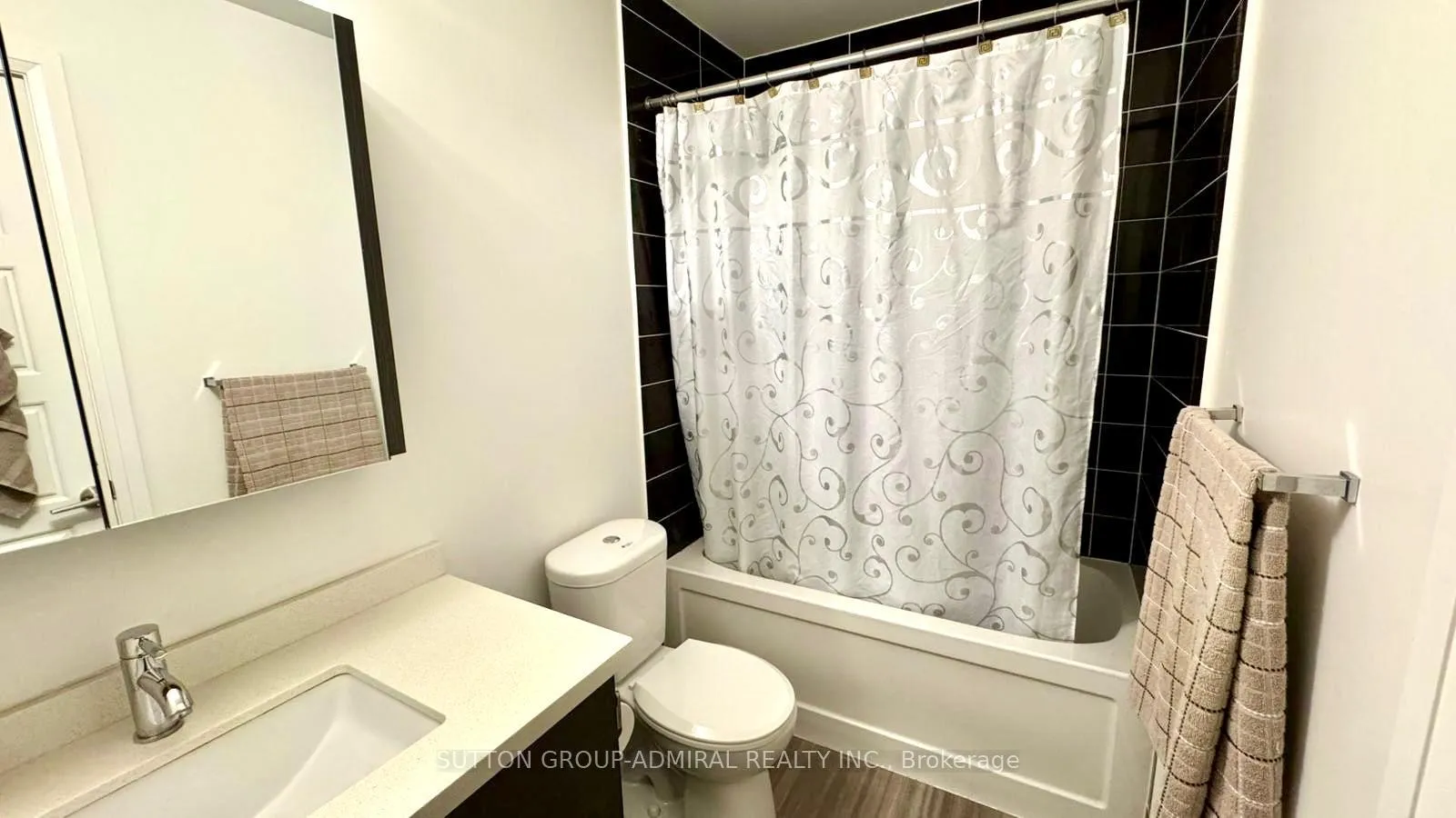 Photo 13 of Unit 120, 8228 Birchmount Road, Markham, Unionville — HOMEH