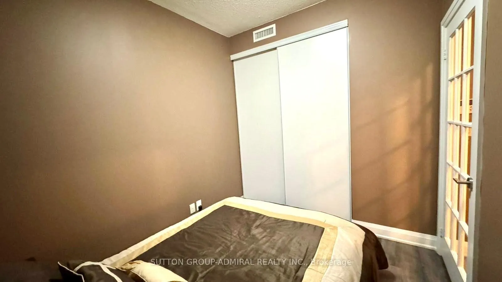 Photo 15 of Unit 120, 8228 Birchmount Road, Markham, Unionville — HOMEH