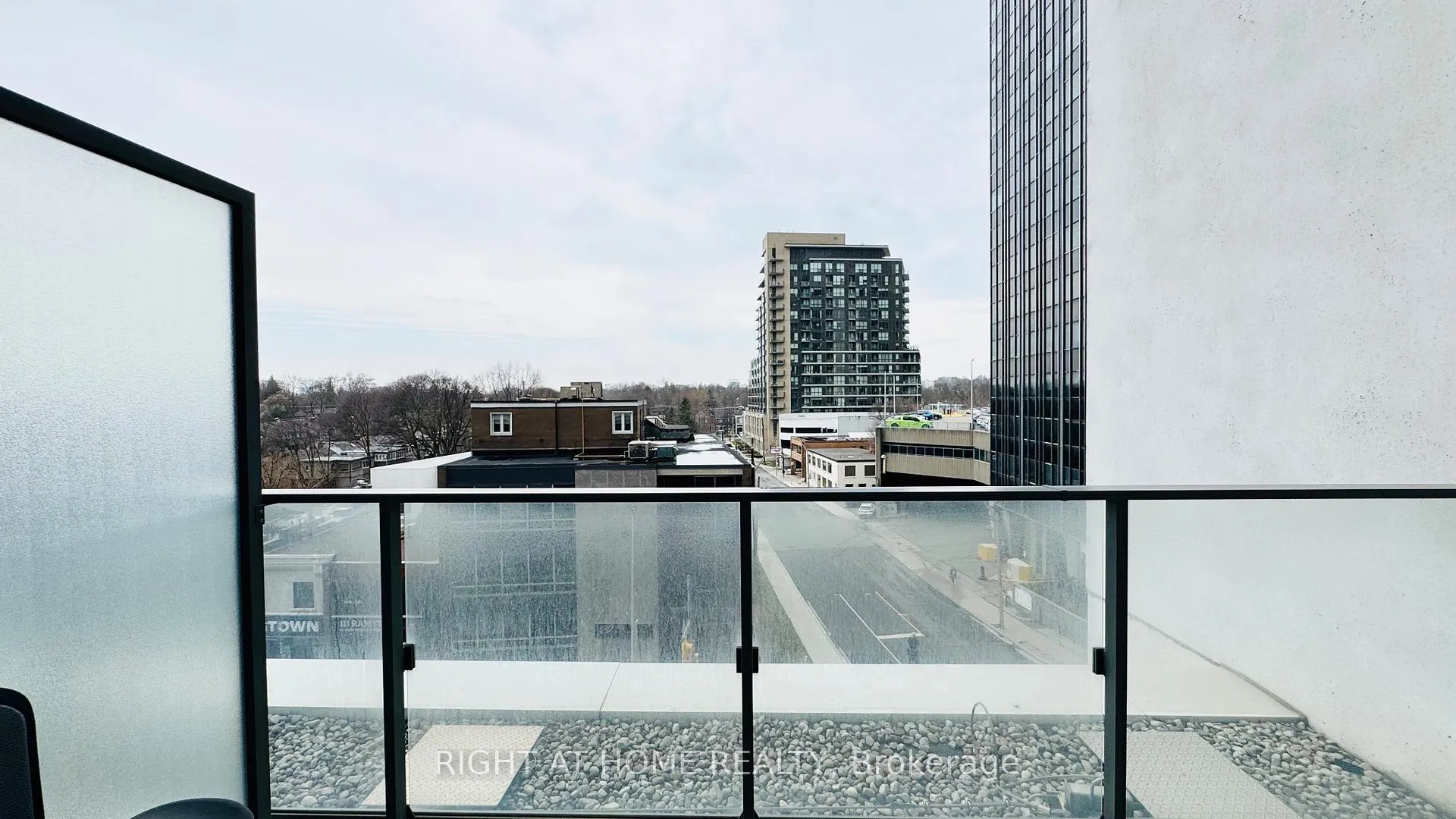 Photo 12 of Unit 617, 5 Soudan Avenue, Toronto, Mount Pleasant East — HOMEH
