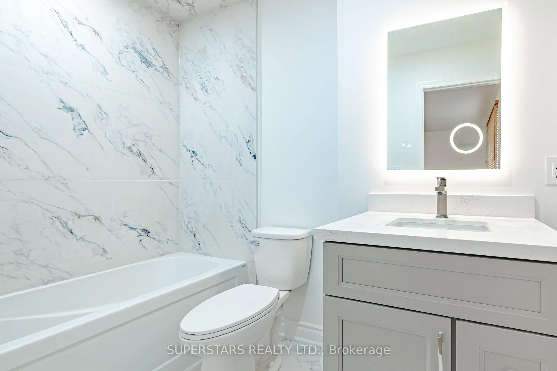 Photo 19 of Unit UPPER, 39 Evergreen Drive, Whitby, Blue Grass Meadows — HOMEH