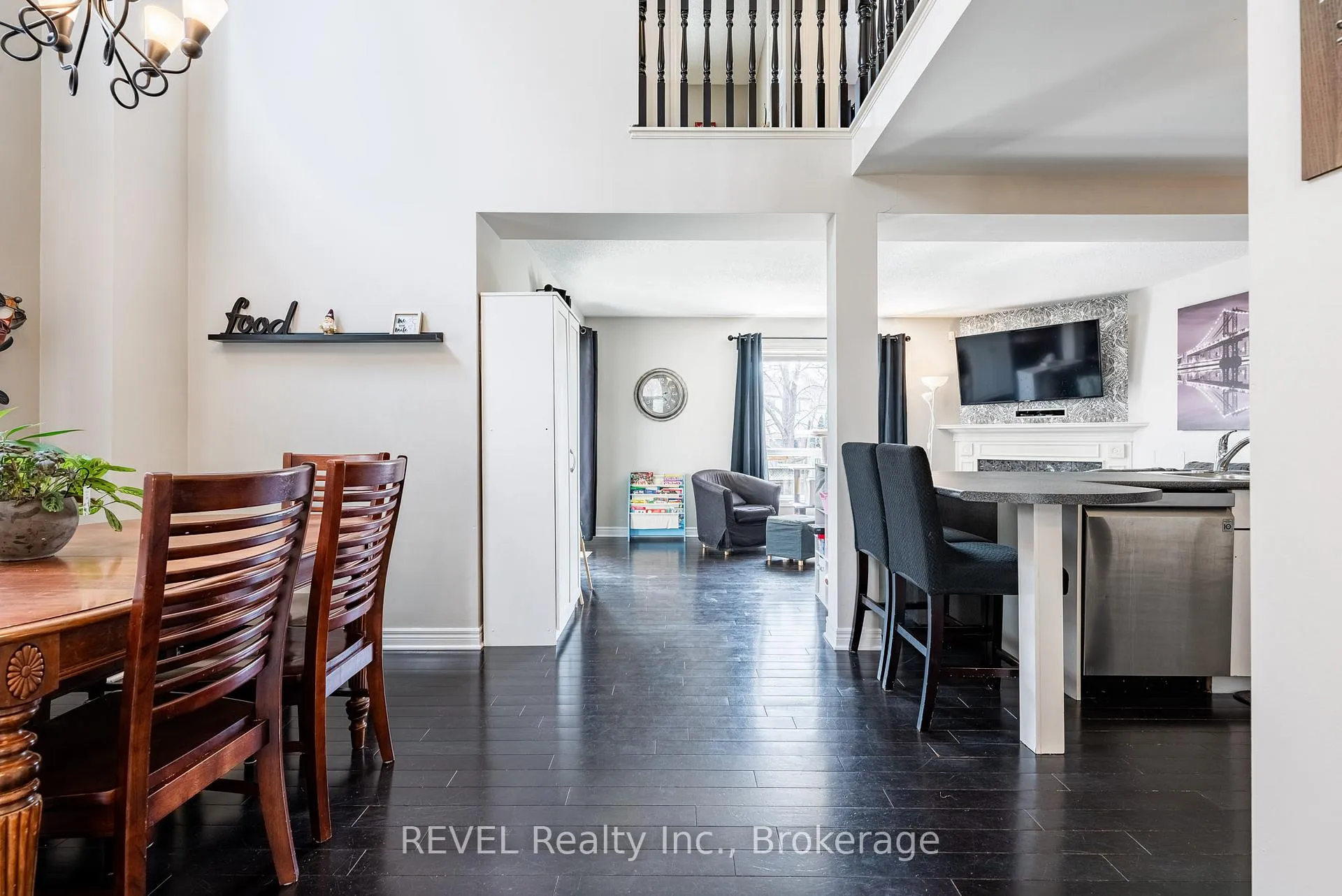 Photo 9 of 152 Summers Drive, Thorold, Confederation Heights — HOMEH