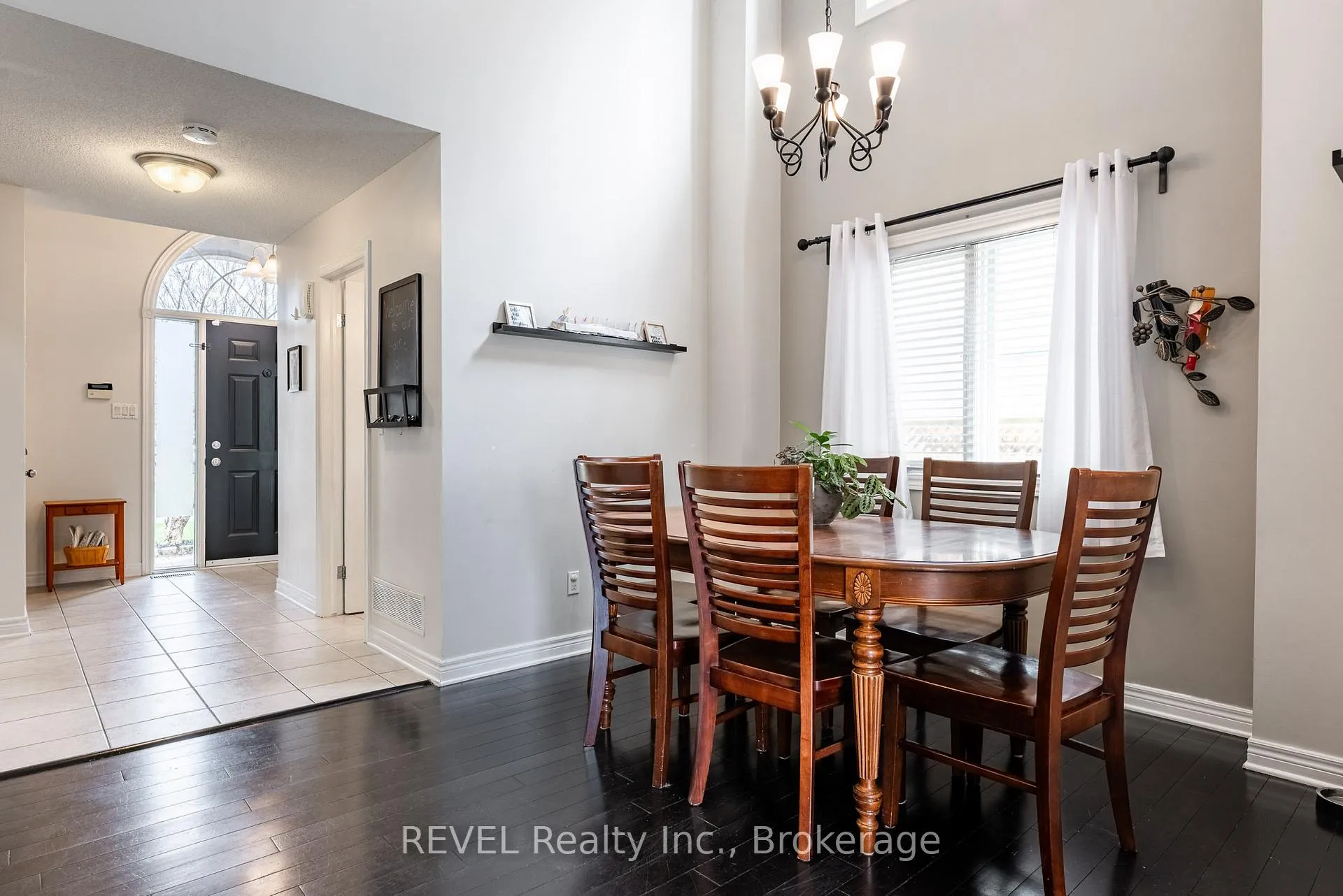 Photo 10 of 152 Summers Drive, Thorold, Confederation Heights — HOMEH