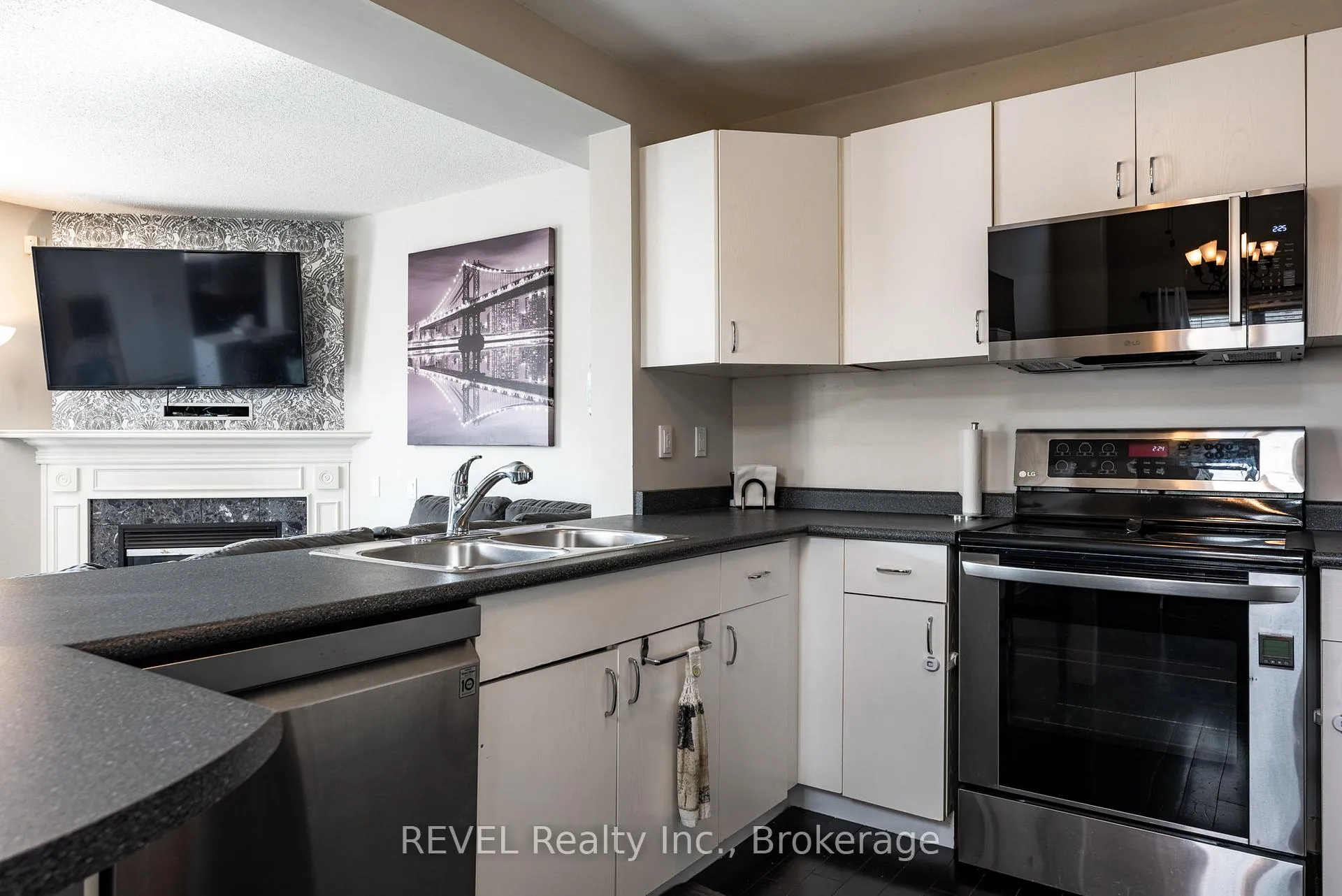 Photo 15 of 152 Summers Drive, Thorold, Confederation Heights — HOMEH