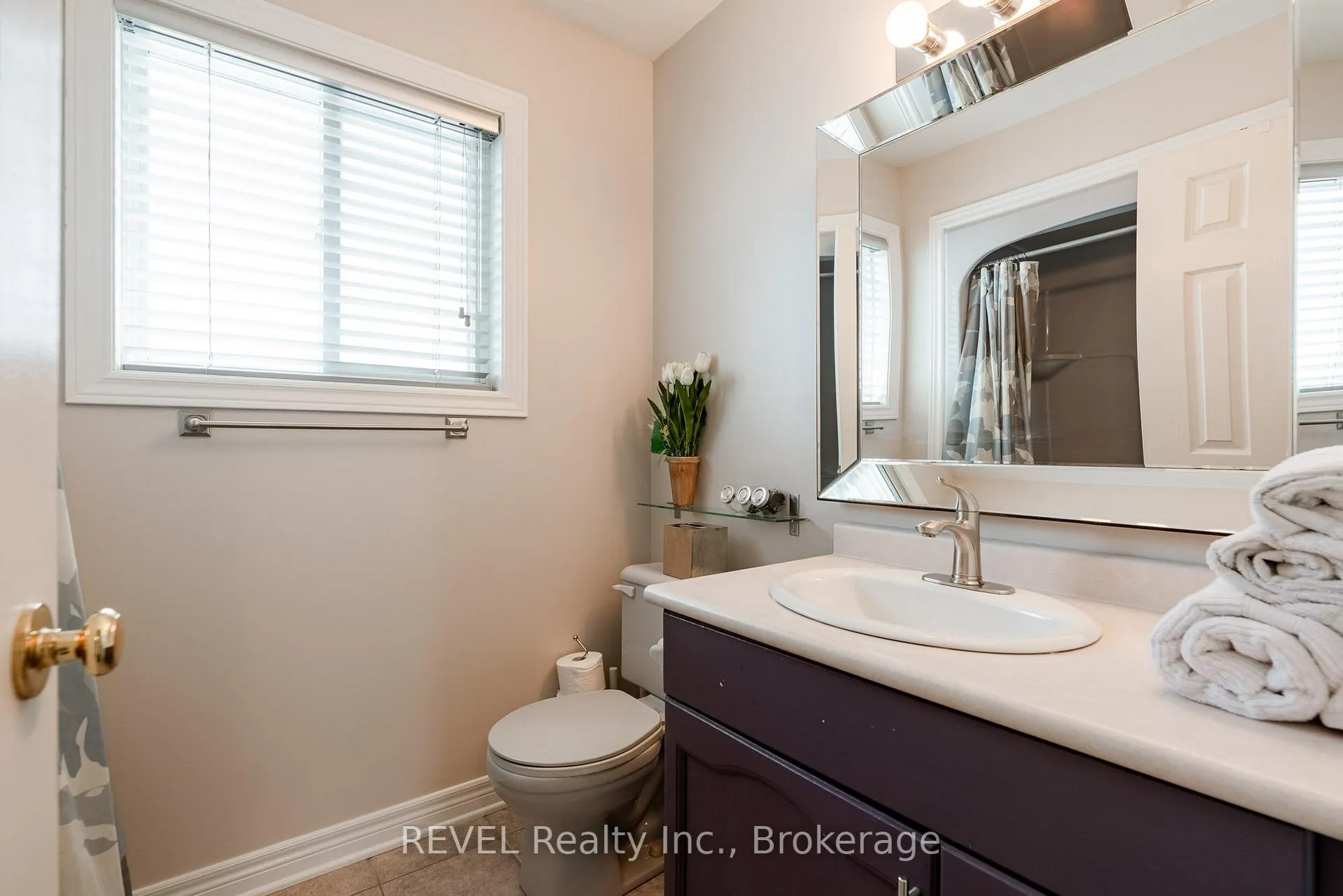Photo 24 of 152 Summers Drive, Thorold, Confederation Heights — HOMEH