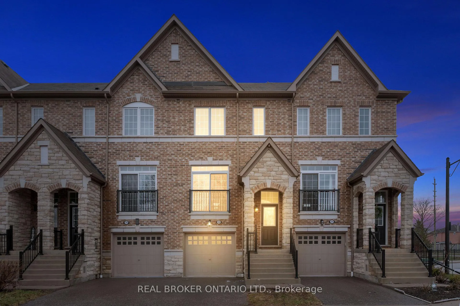 Front of 206 London Lane