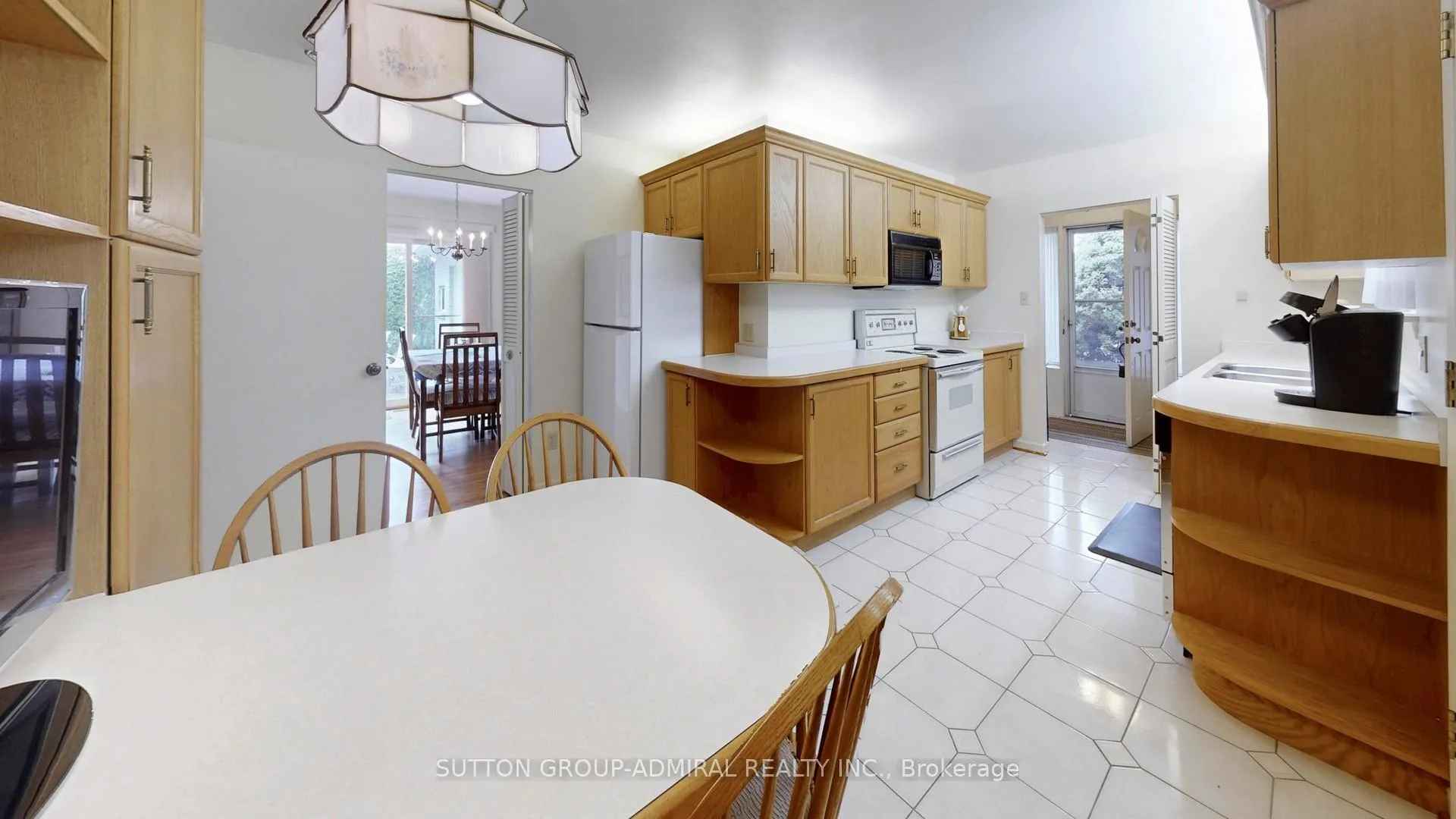 Photo 13 of 50 Normark Drive, Markham, Royal Orchard — HOMEH
