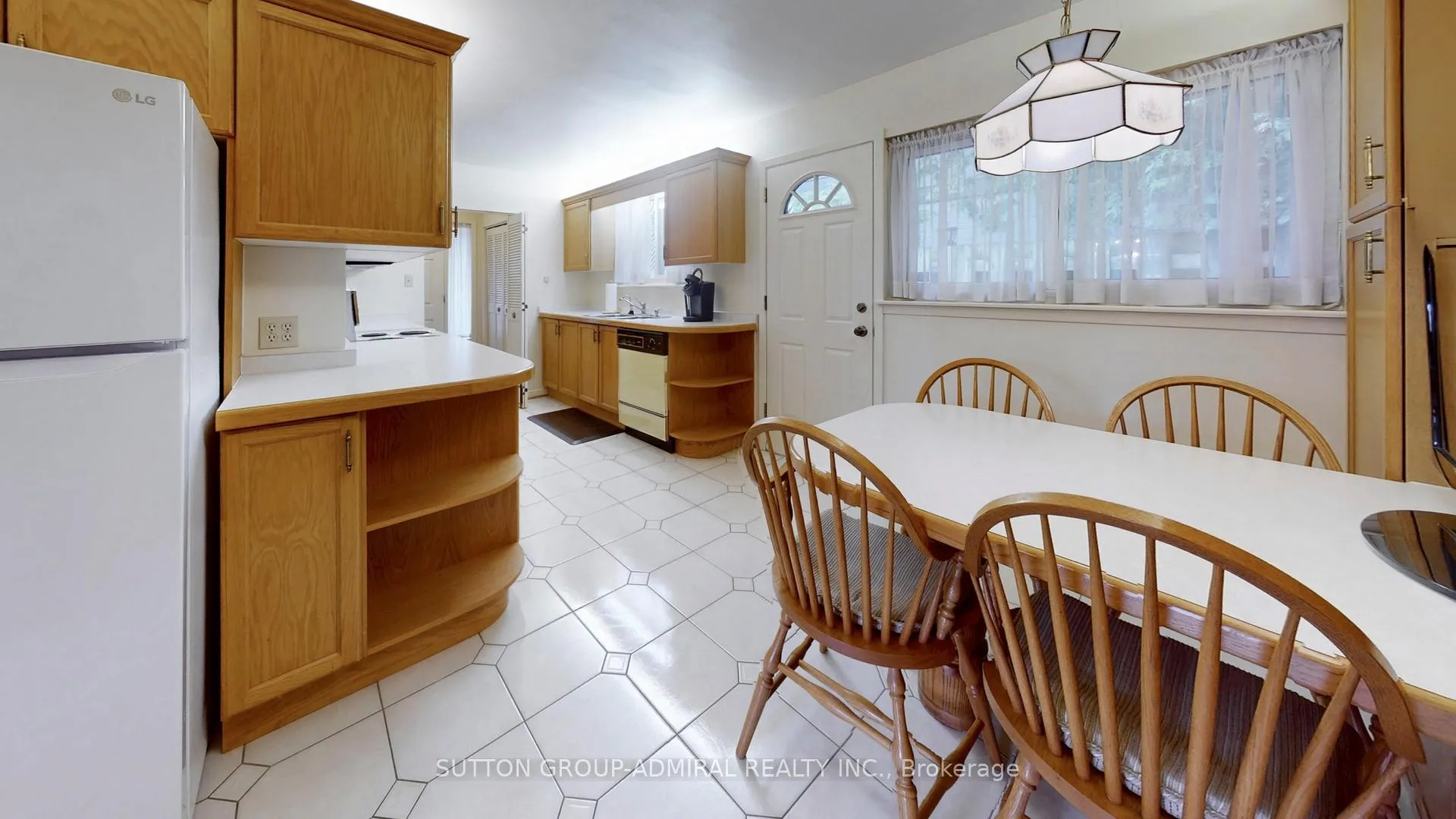 Photo 14 of 50 Normark Drive, Markham, Royal Orchard — HOMEH