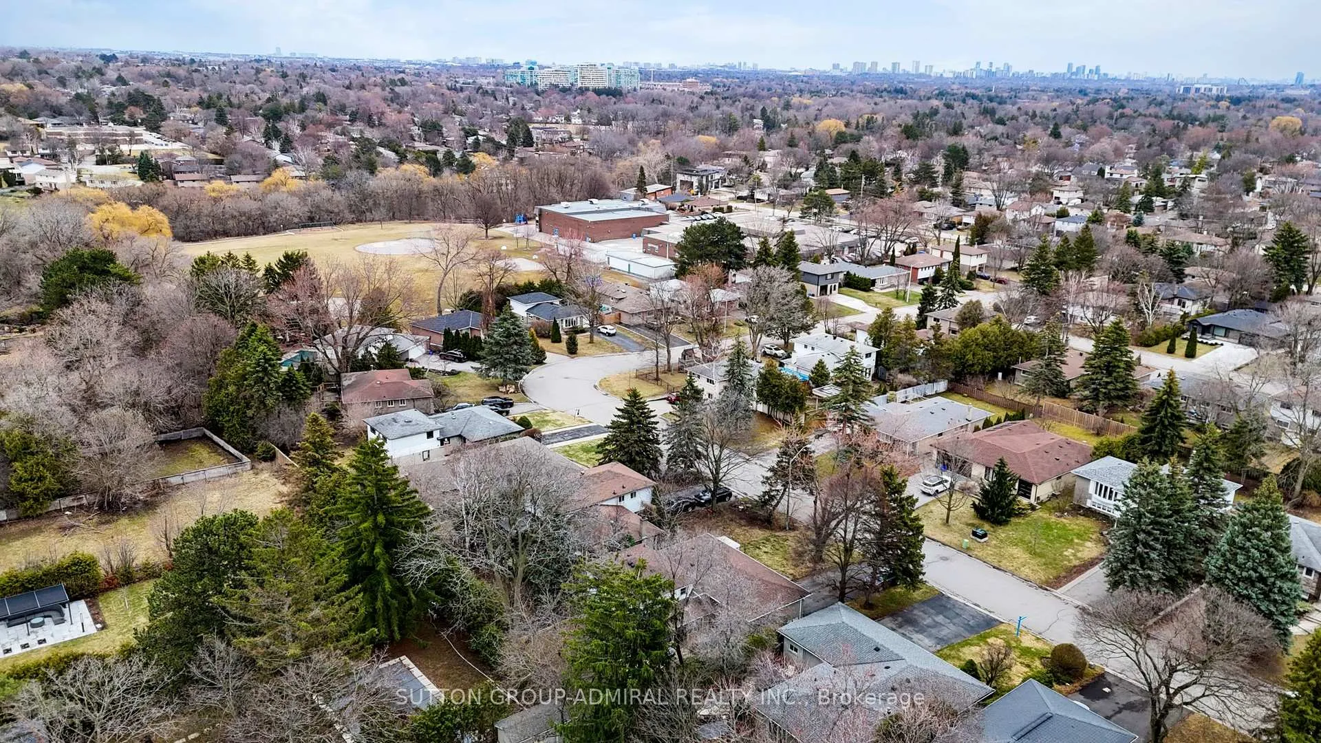 Photo 48 of 50 Normark Drive, Markham, Royal Orchard — HOMEH