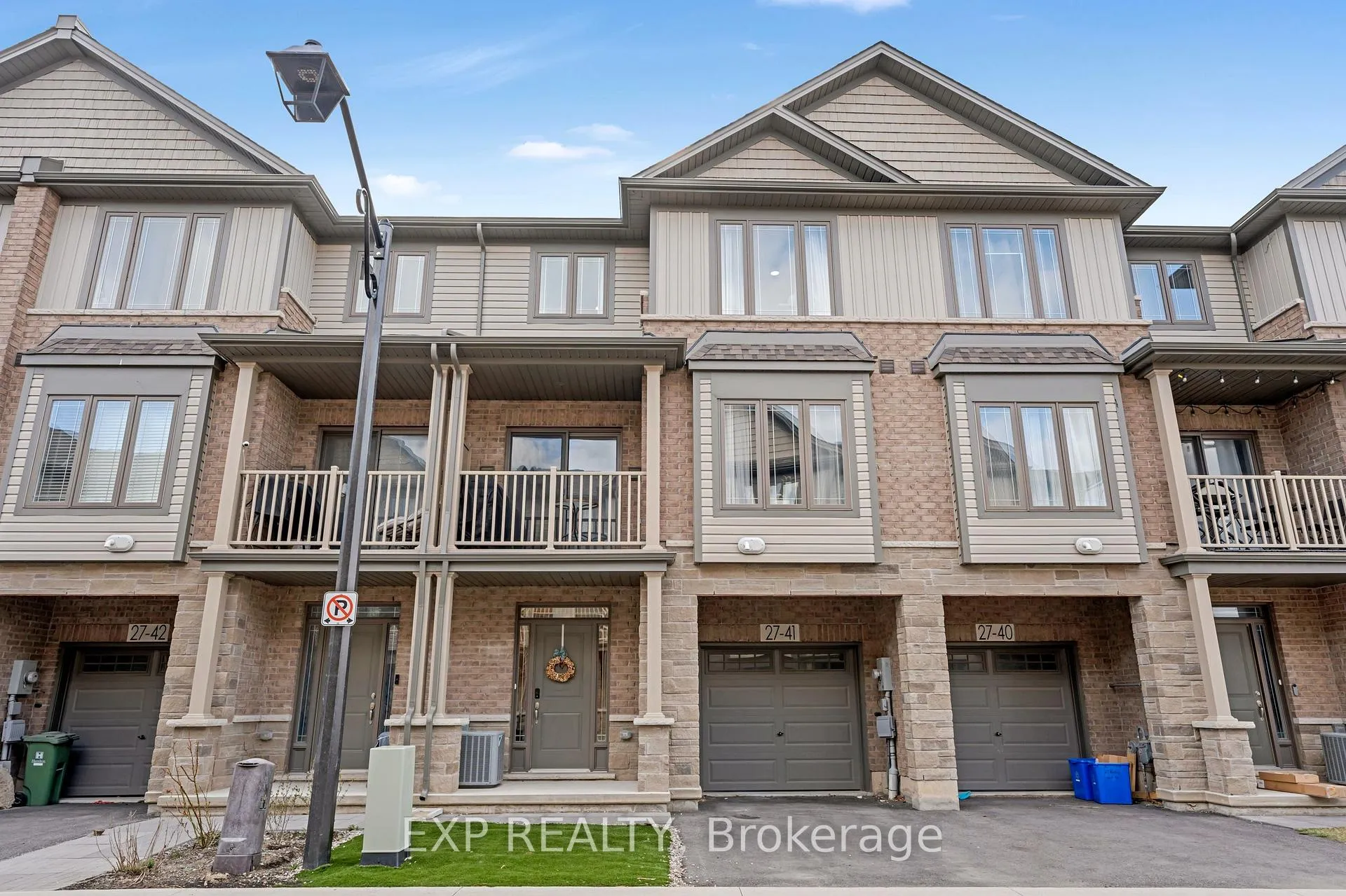 Photo 1 of 27 Rachel Drive, Hamilton, Winona Park — HOMEH
