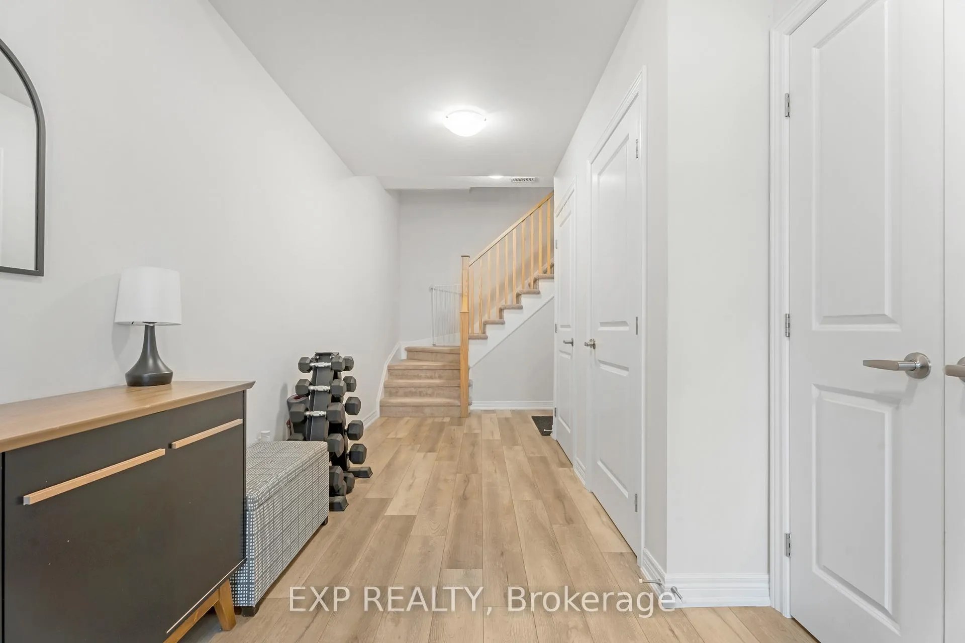 Photo 5 of 27 Rachel Drive, Hamilton, Winona Park — HOMEH