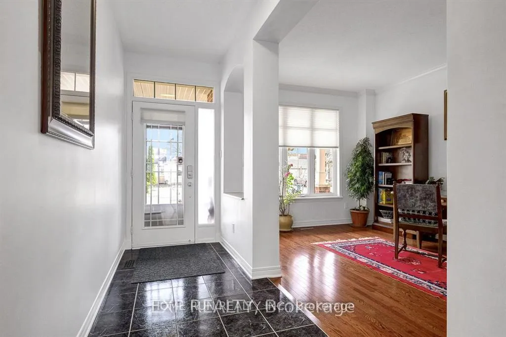 Photo 3 of 122 Rodeo Drive, Ottawa, Barrhaven - Longfields — HOMEH